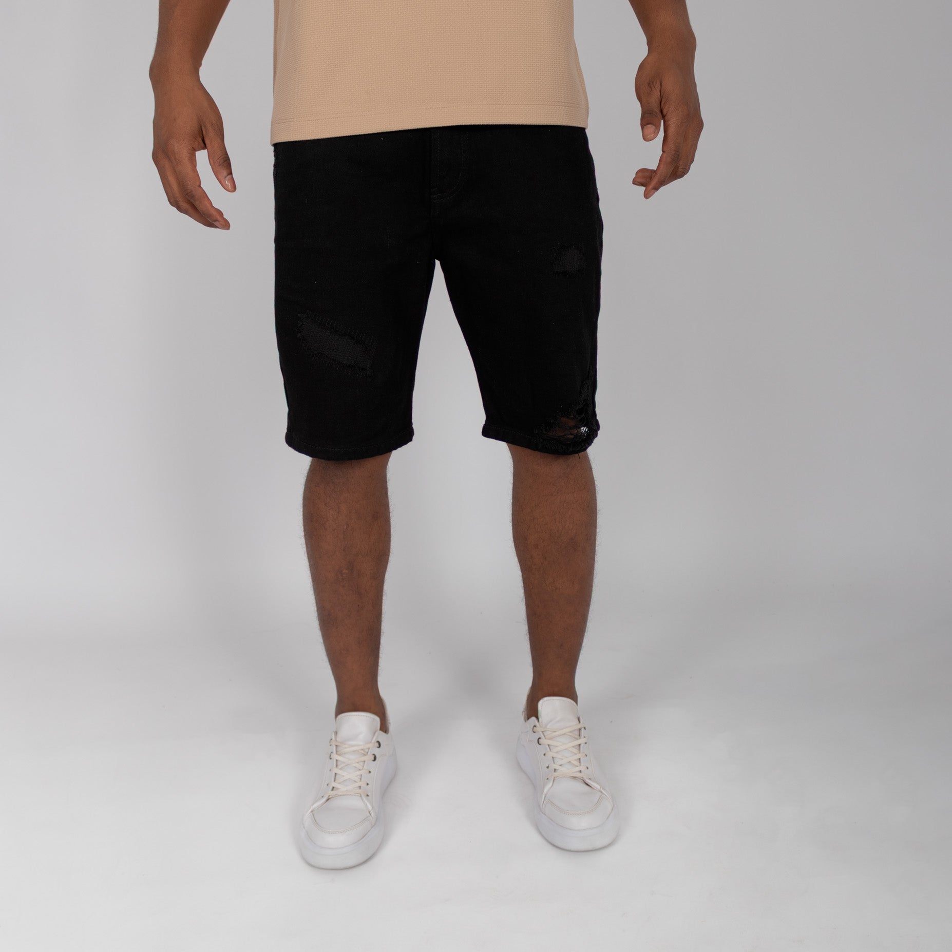 Bermuda hombre negro rotos