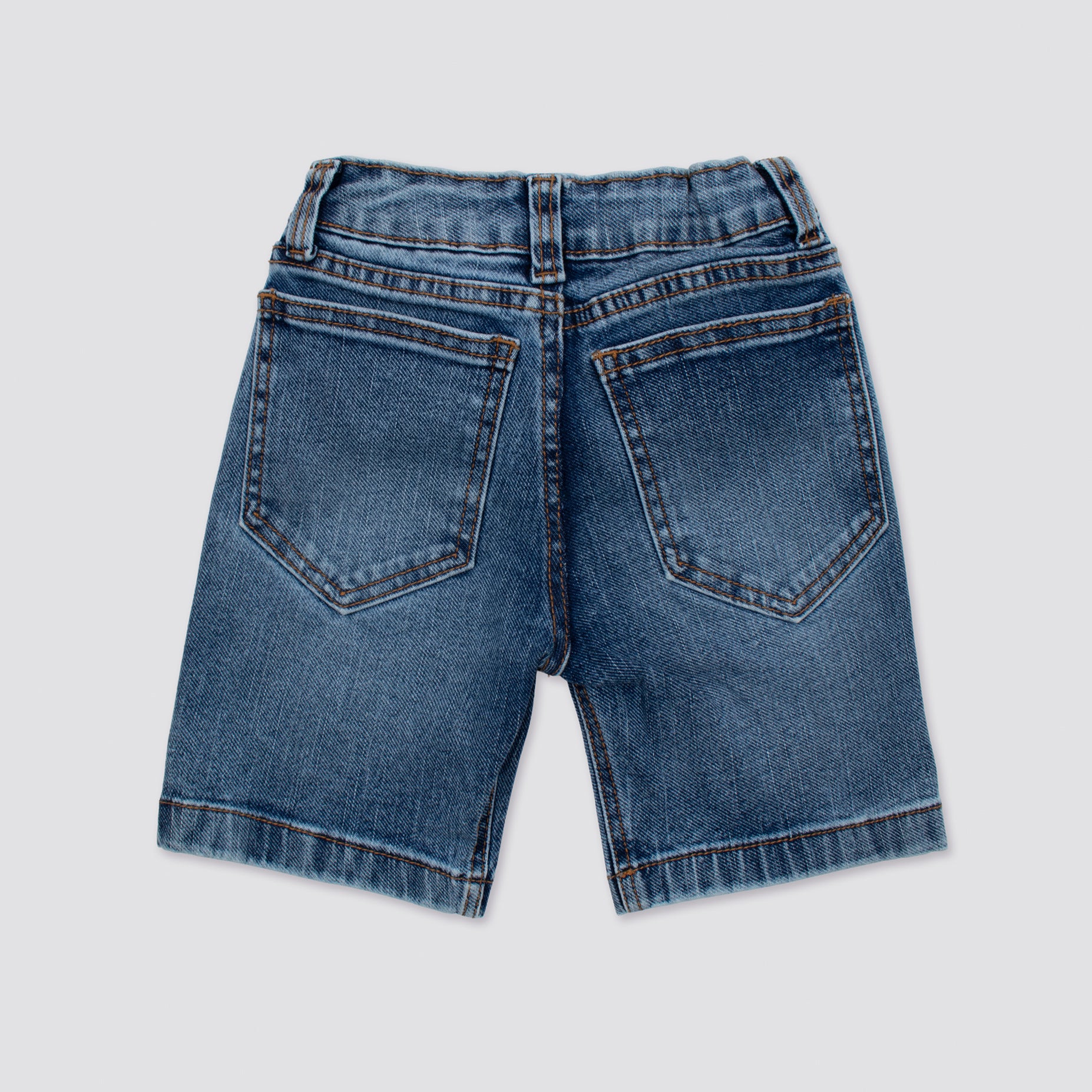 Bermuda niño chispas