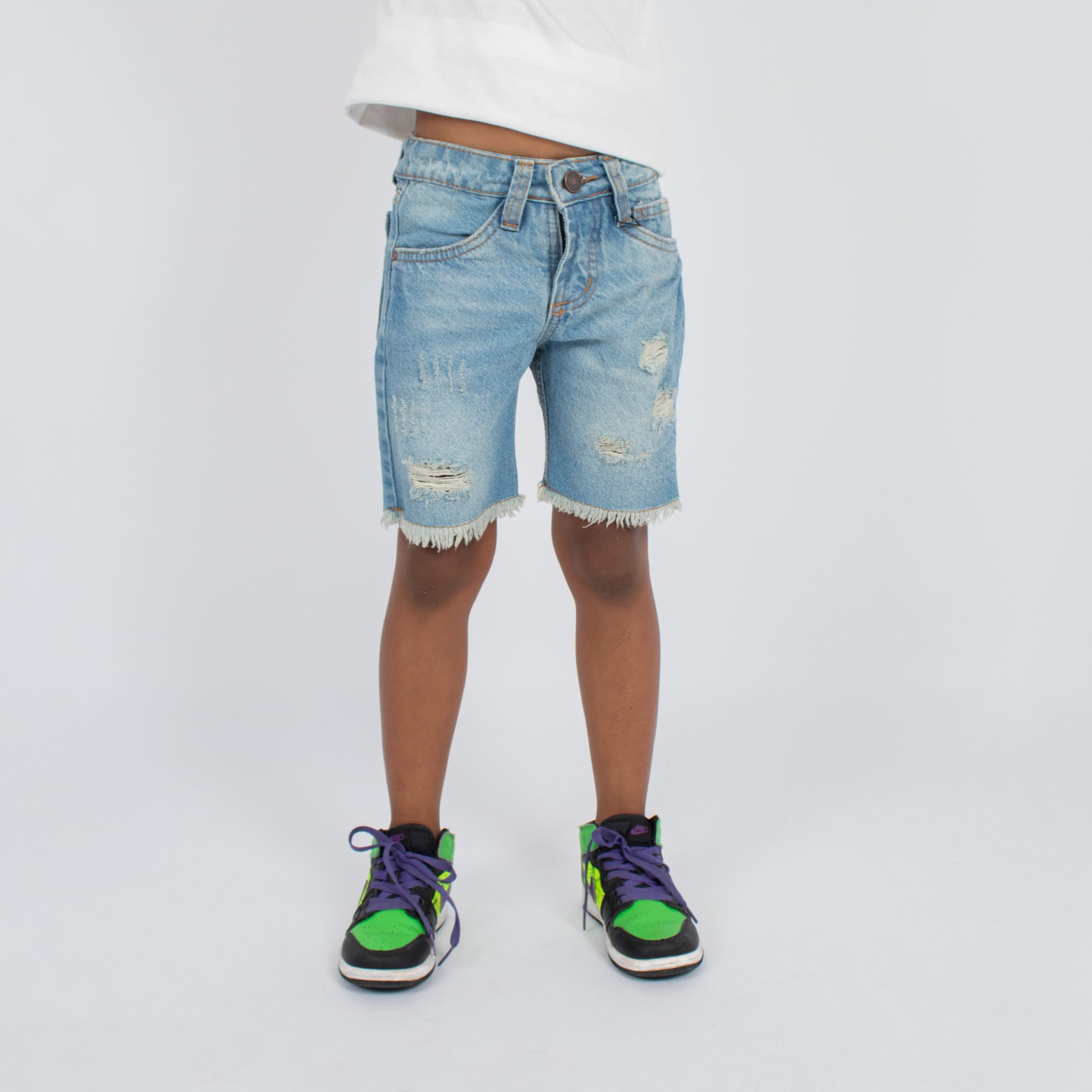 Bermuda niño con rotos