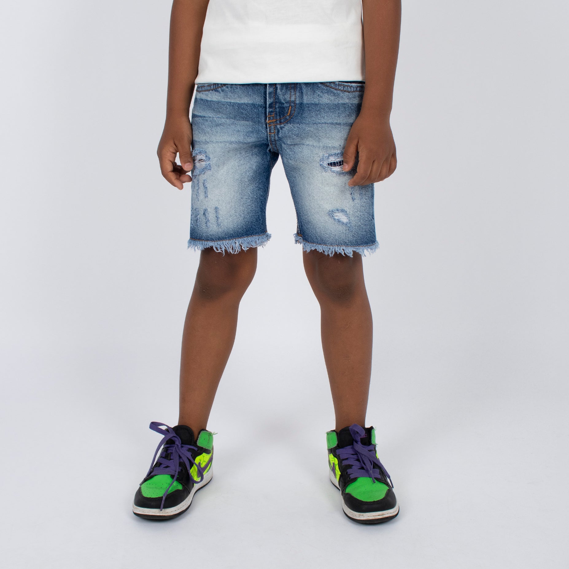 Bermuda niño desgaste