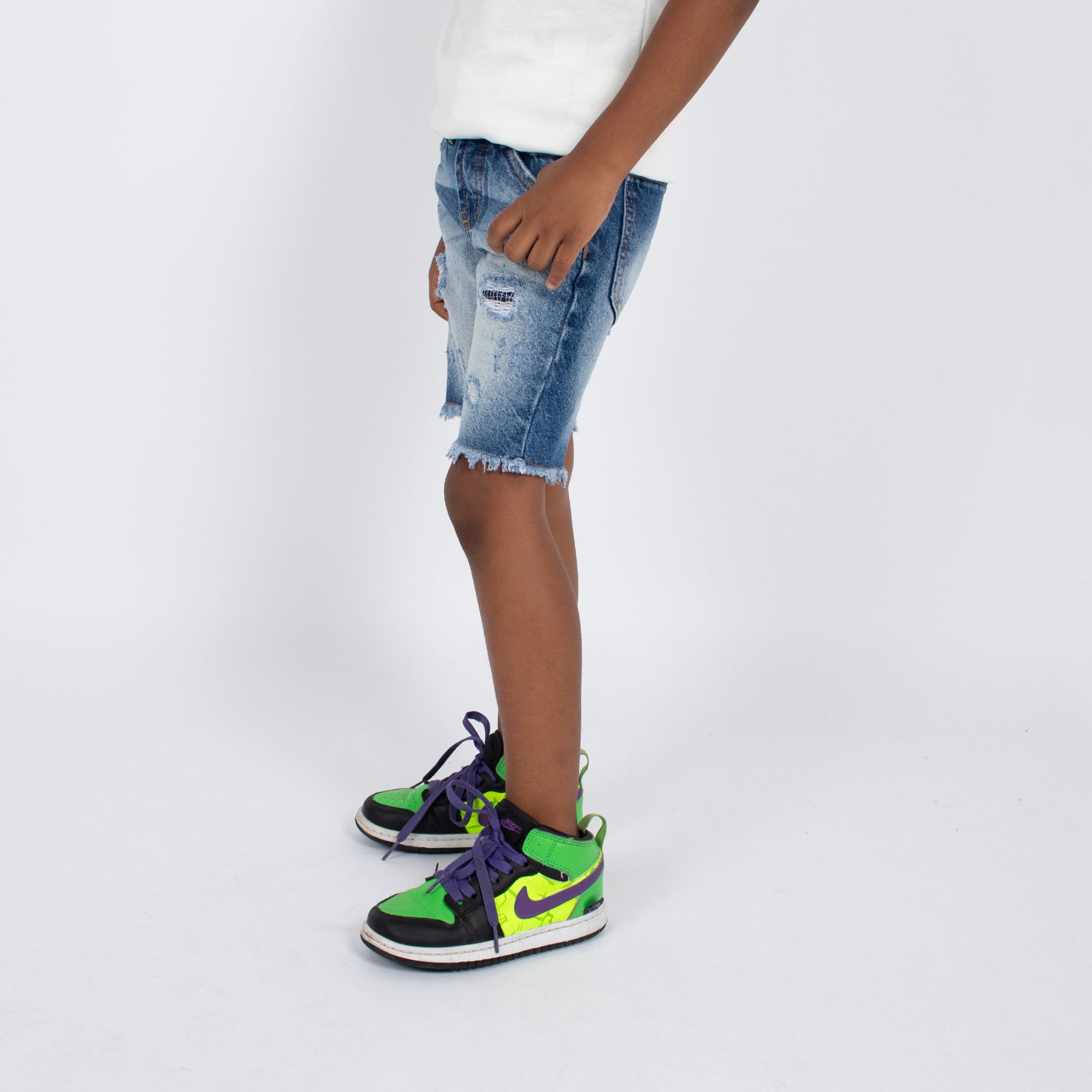 Bermuda niño desgaste