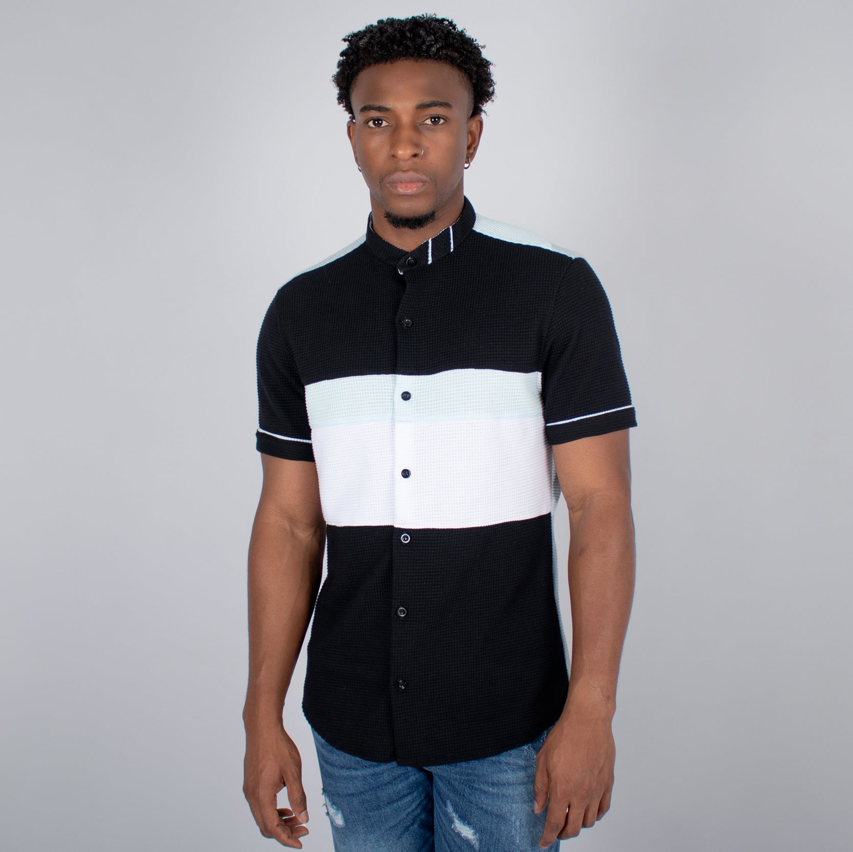 Camisa hombre cortes negra