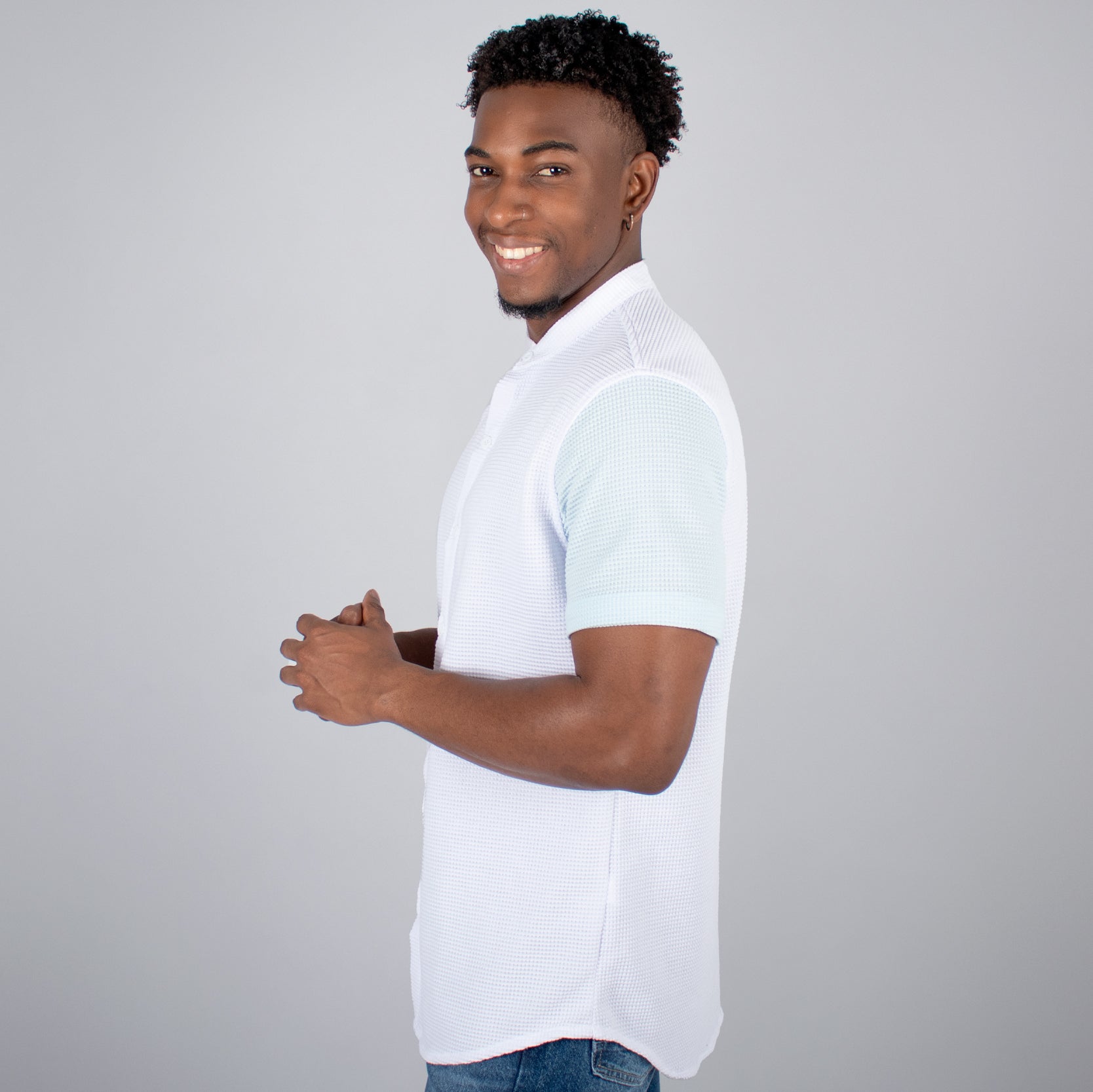 Camisa hombre  textura cortes