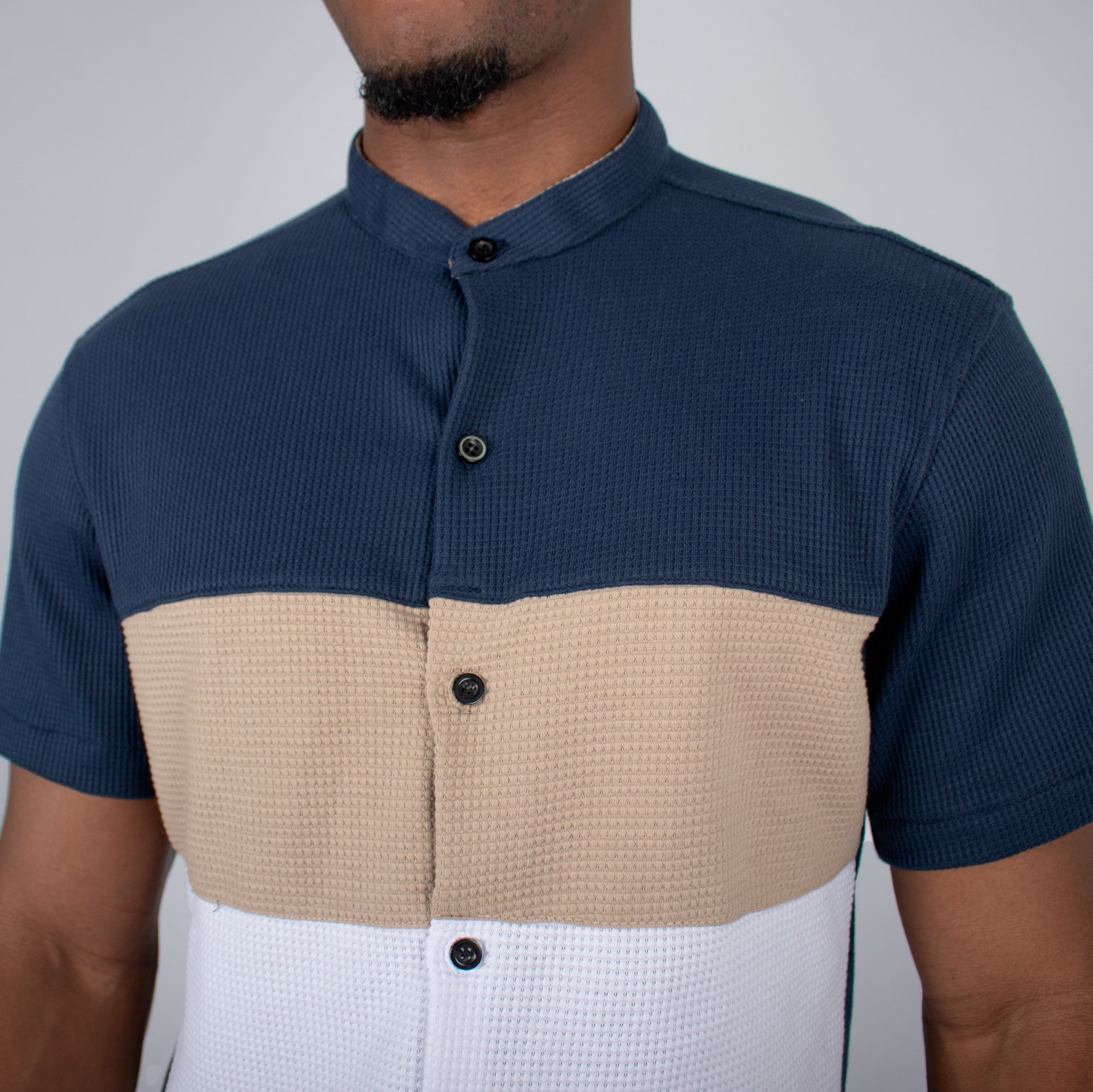 Camisa hombre textura cortes