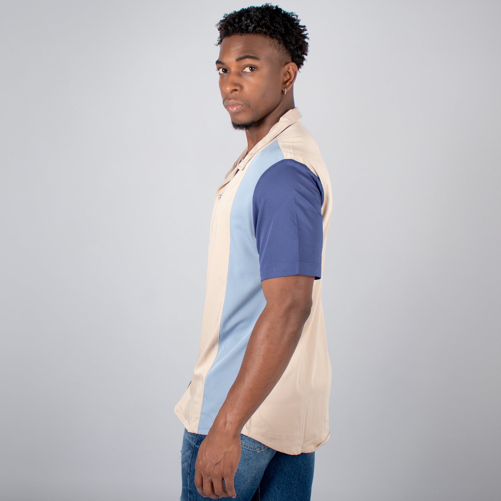 Camisa hombre cortes