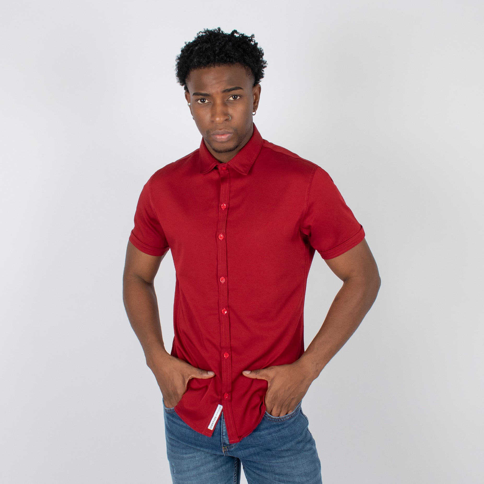 Camisa hombre basica cuello  roja