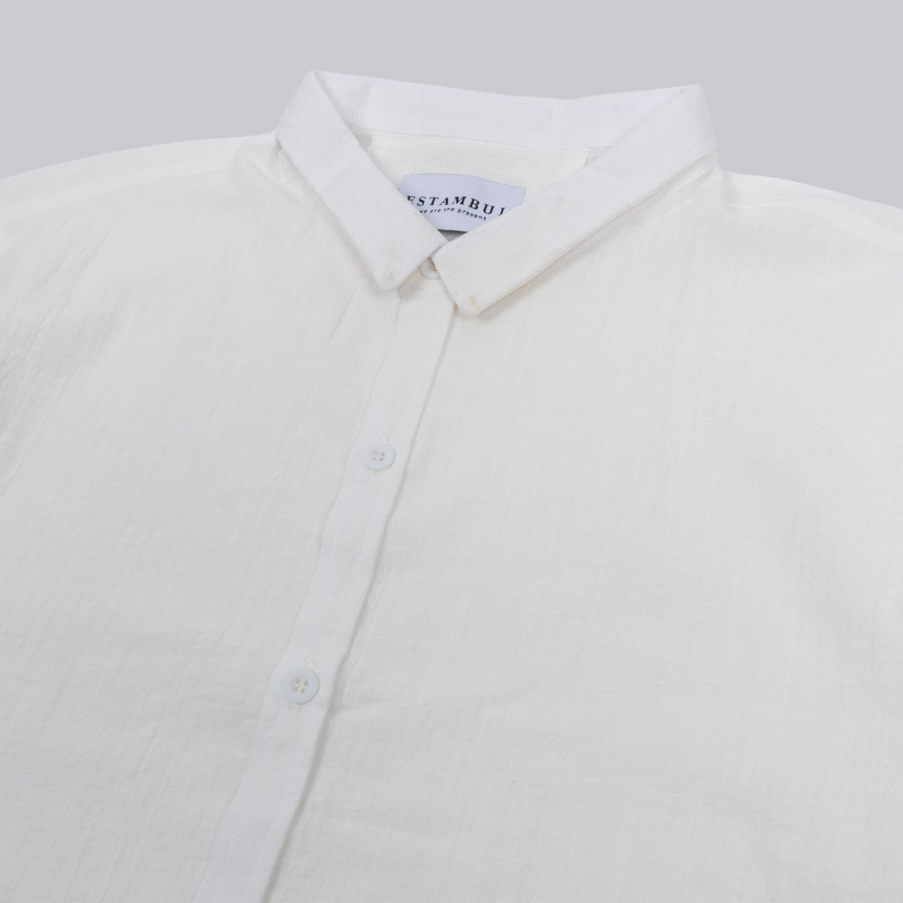 Camisa hombre cuello alto