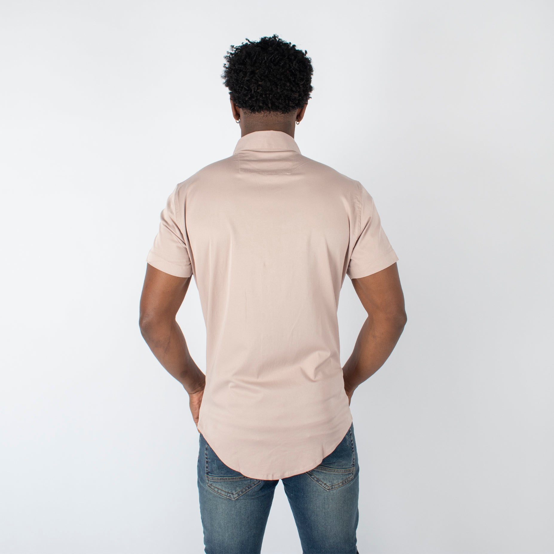 Camisa hombre cuello beige