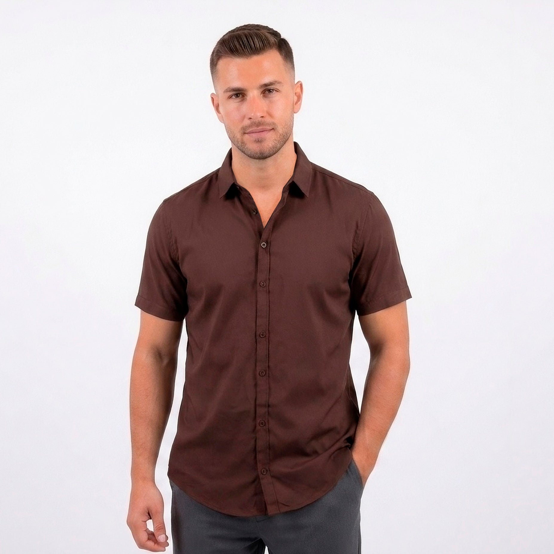 Camisa hombre cuello alto cafe