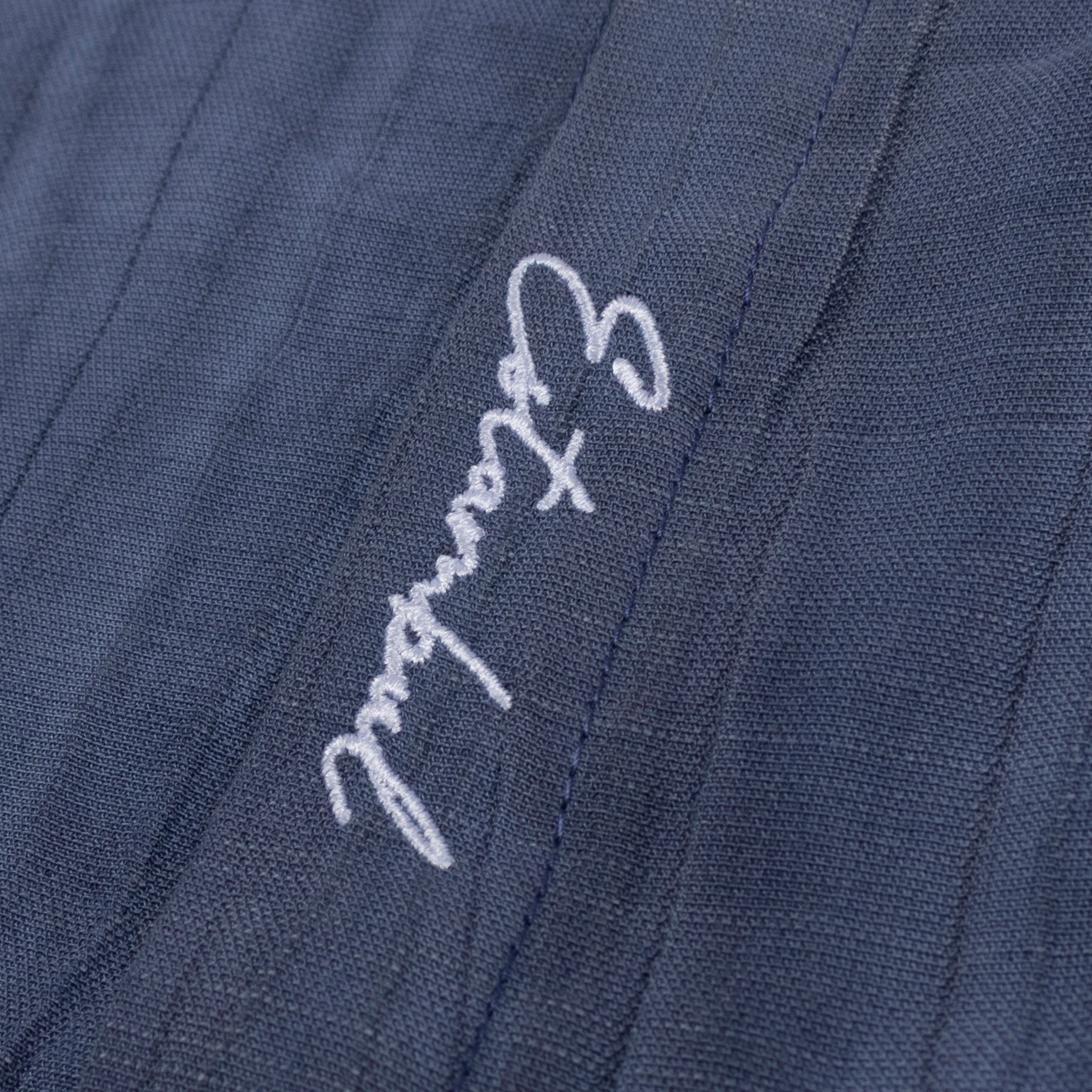 Camisa hombre bordado