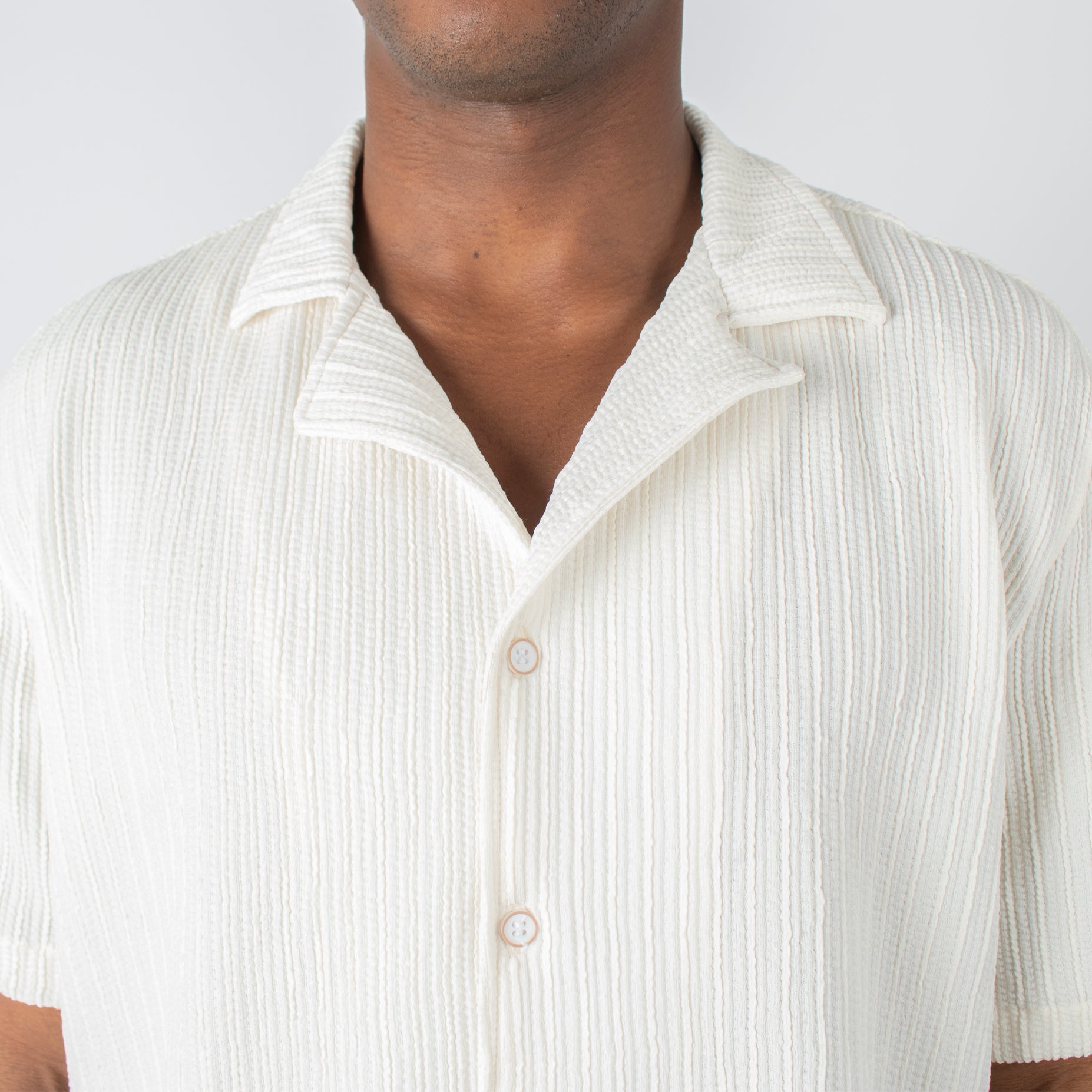 Camisa hombre textura crudo