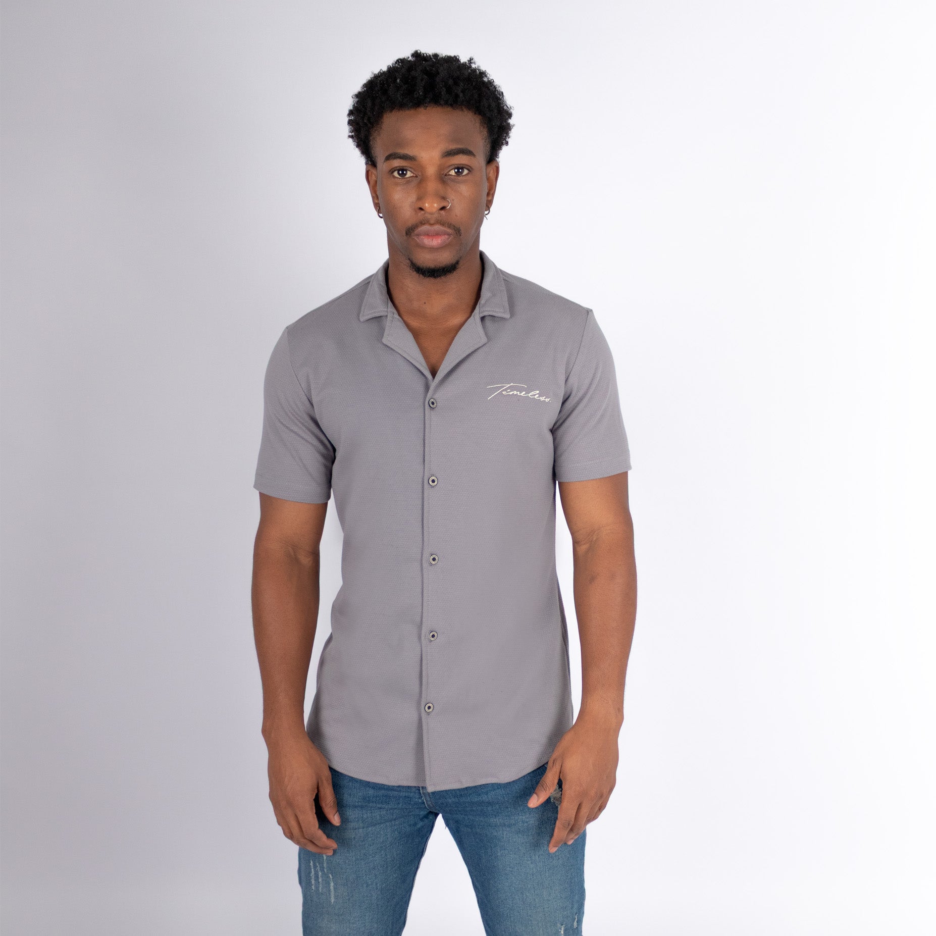 Camisa hombre textura bordada