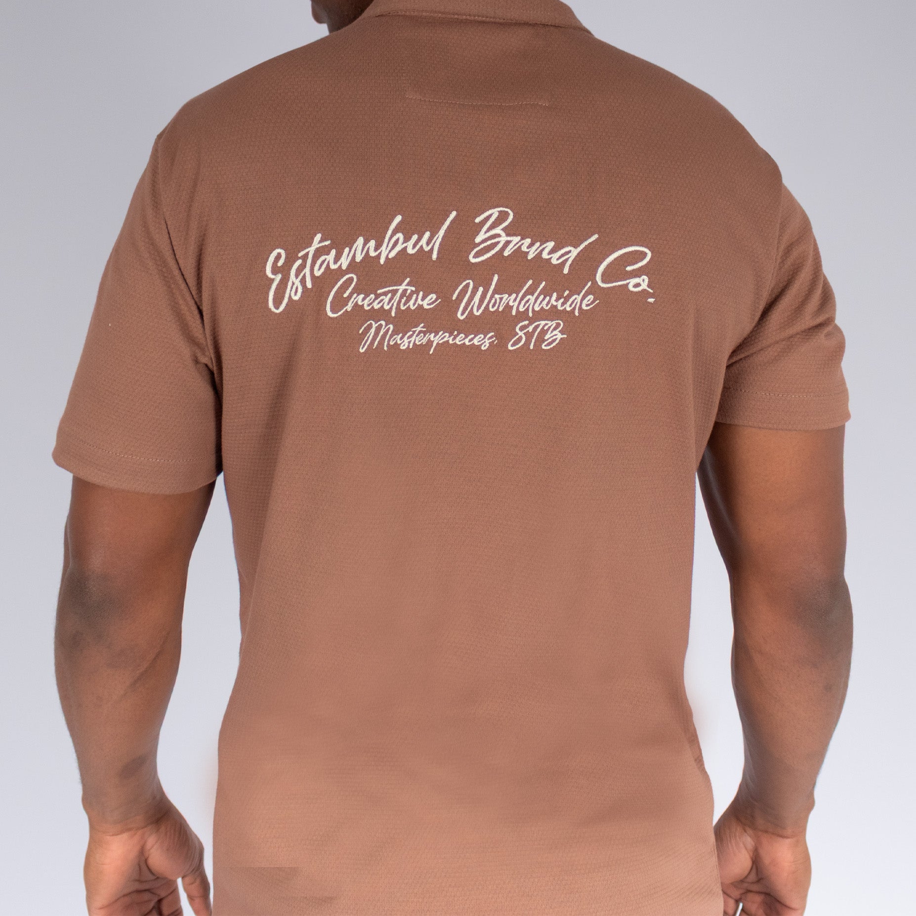 Camisa hombre textura bordada