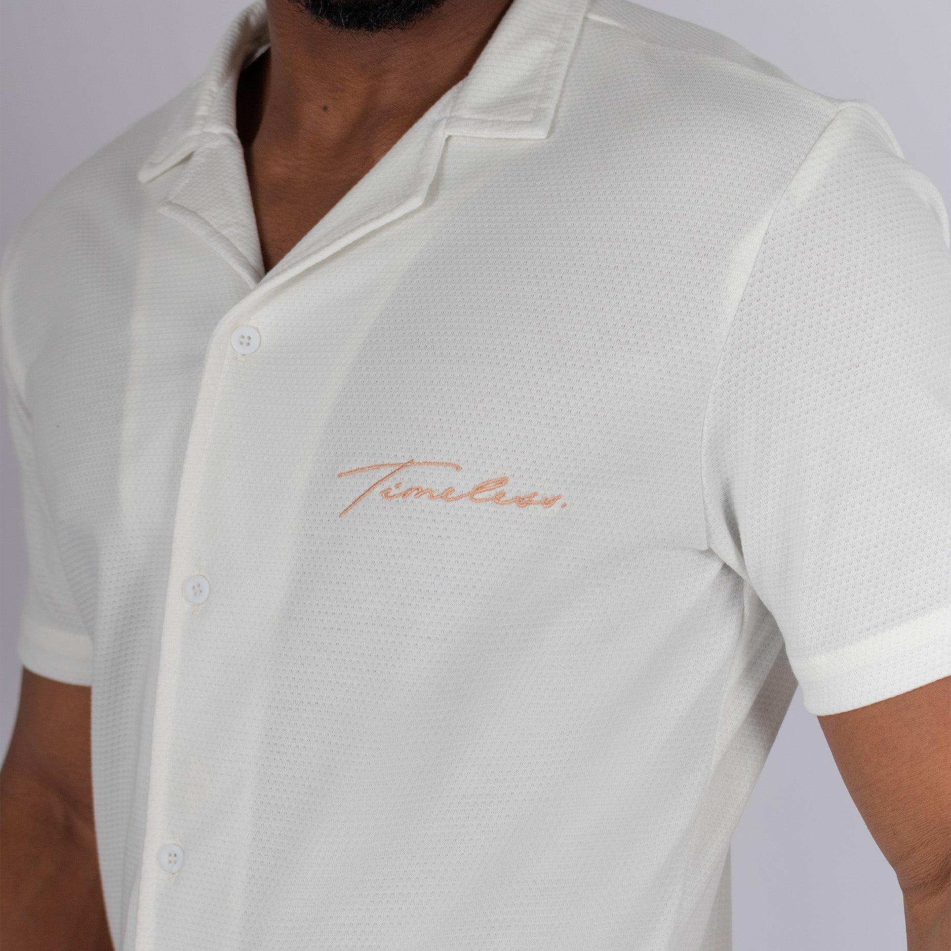 Camisa hombre textura bordada