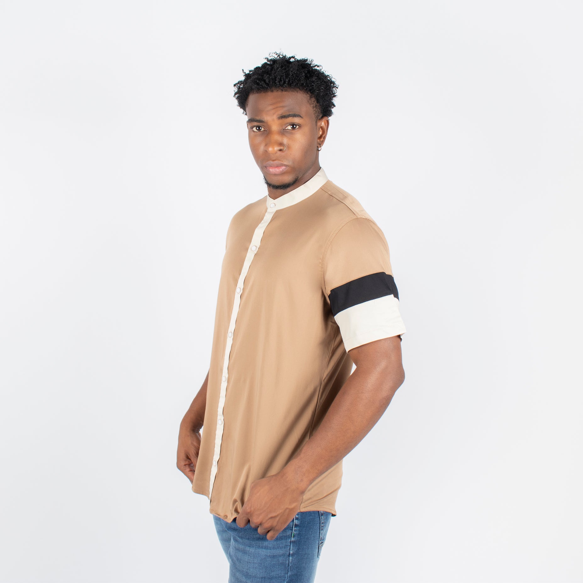 Camisa hombre cortes camel