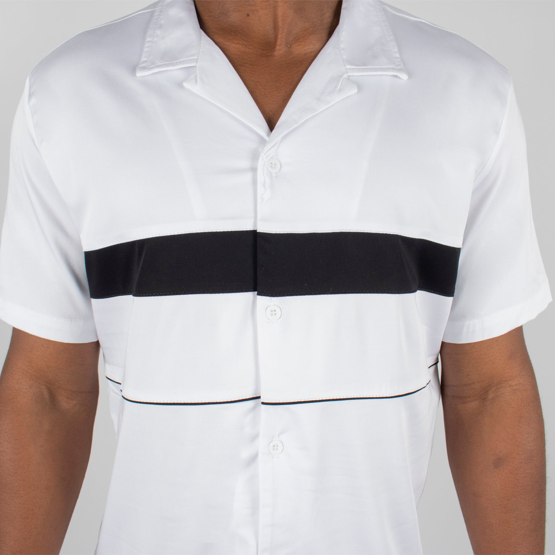 Camisa hombre cuello sport alto cortes