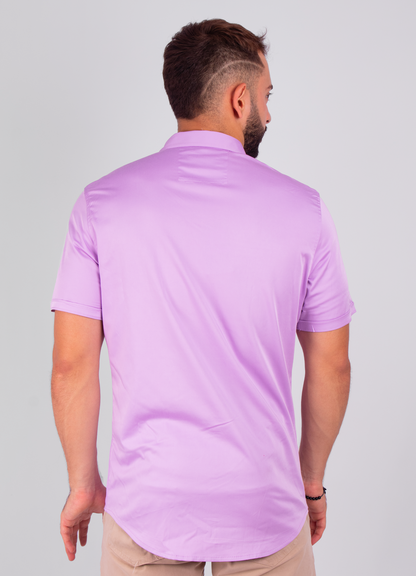 Camisa hombre basica cuello lila