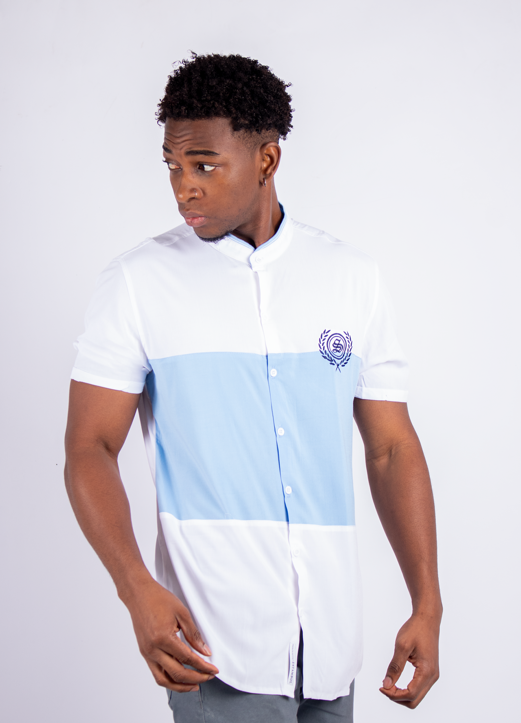 Camisa hombre Bordada