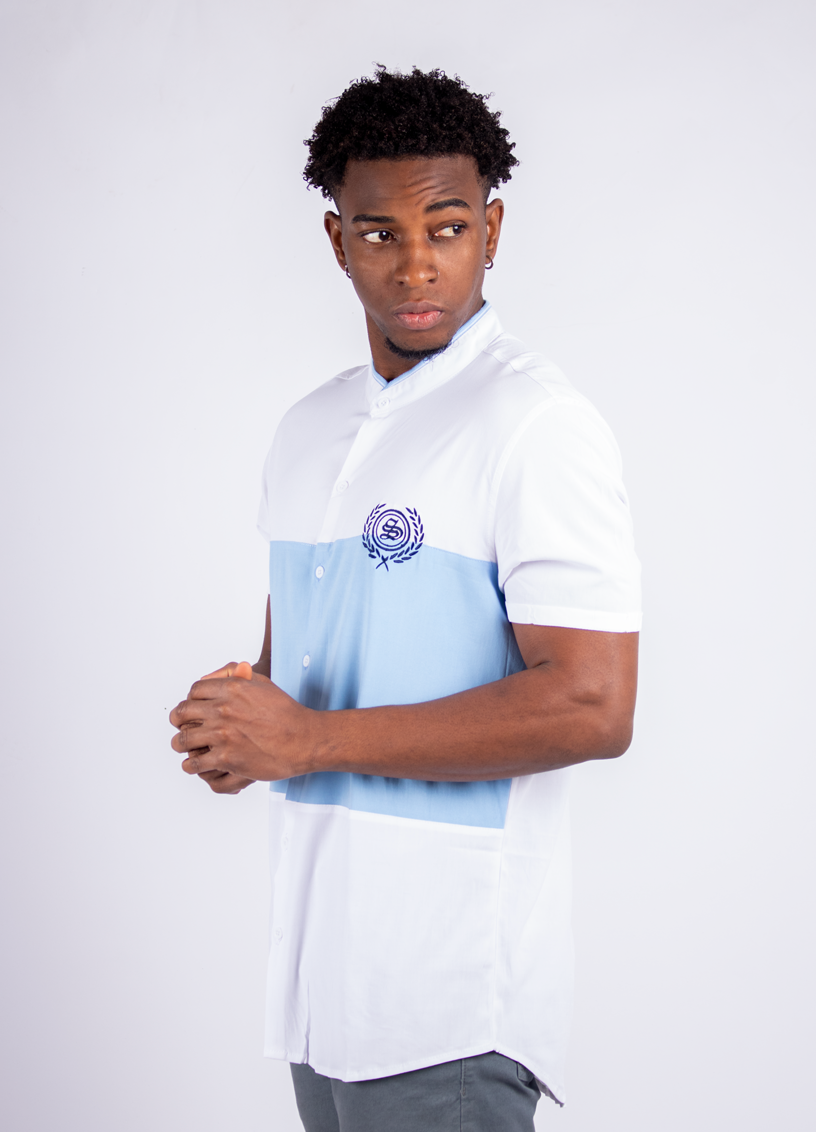 Camisa hombre Bordada