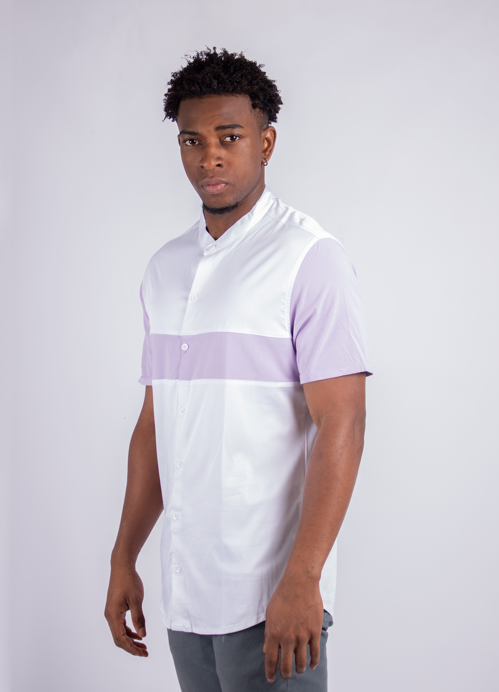 Camisa hombre con corte