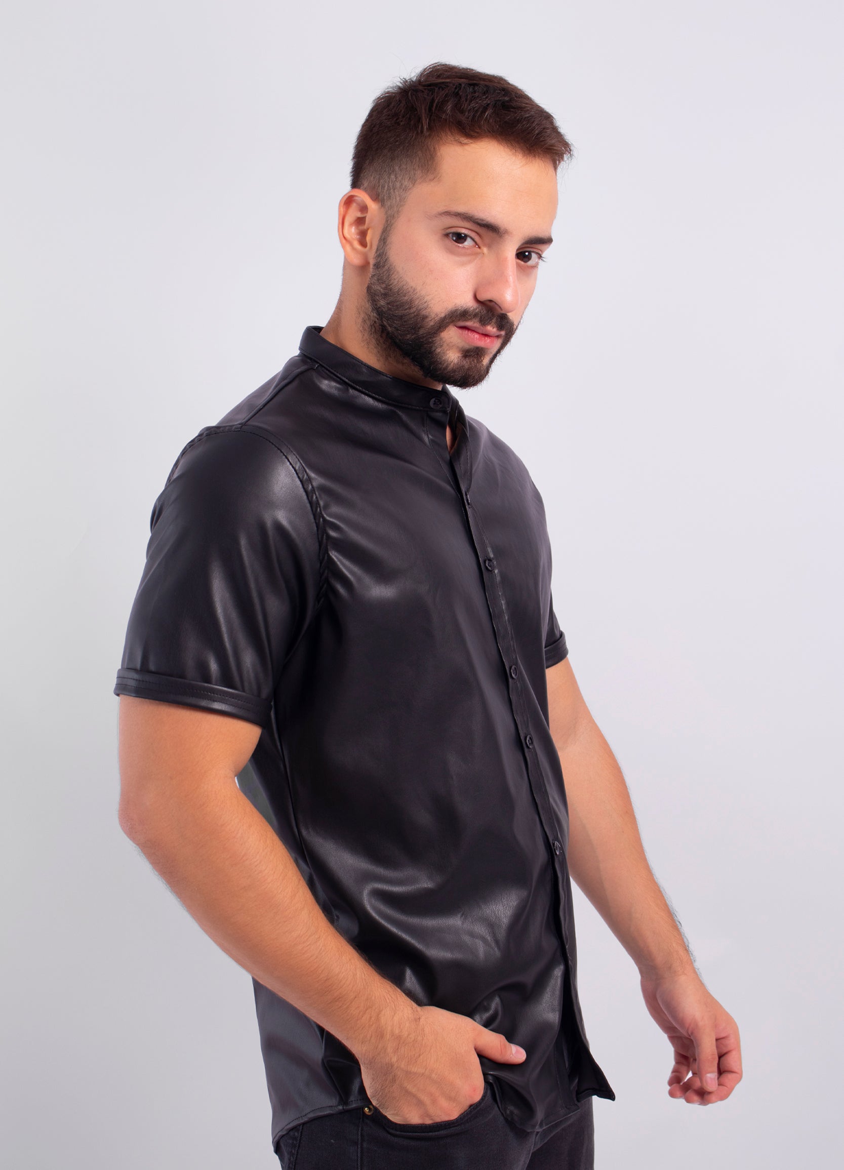 Camisa hombre cuero
