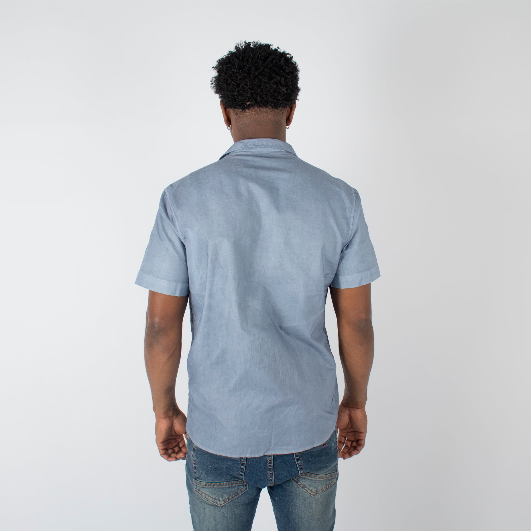 Camisa hombre cuello degrade gris