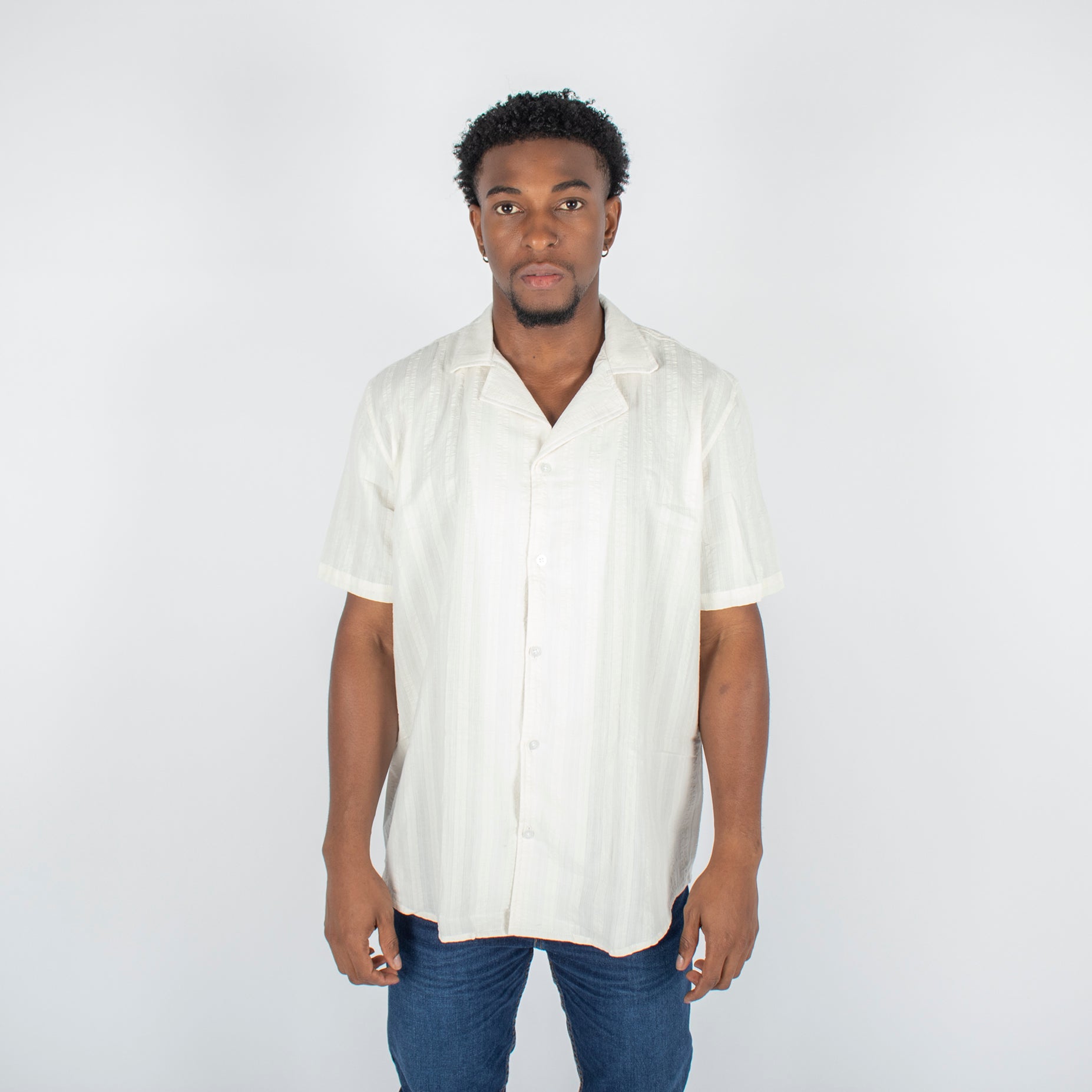 Camisa hombre cuello sporl marfil