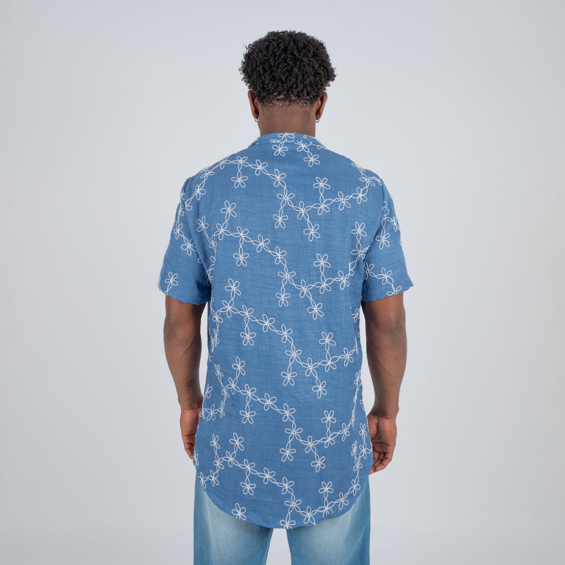 Camisa hombre textura flores azul