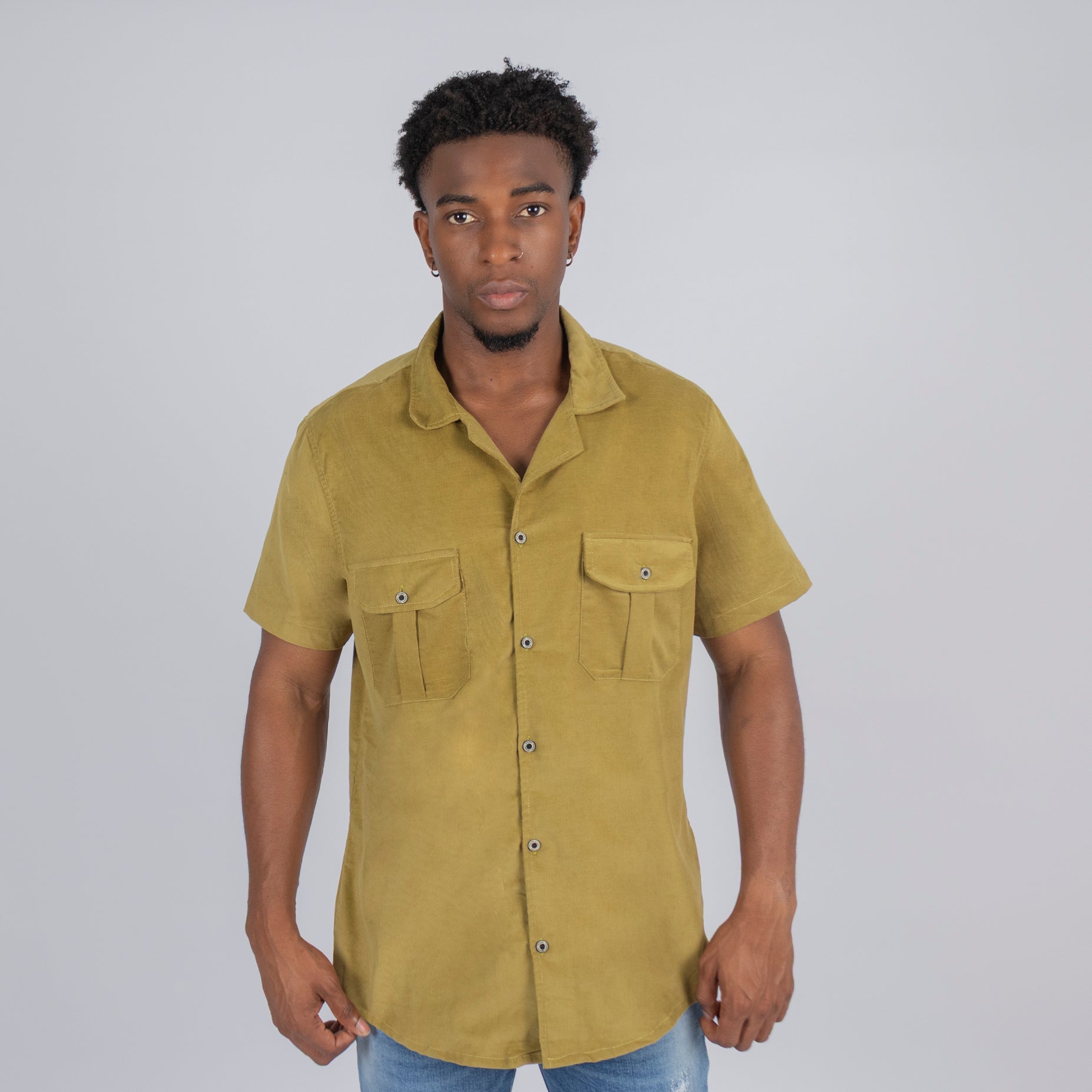 Camisa adulto basica cuello verde