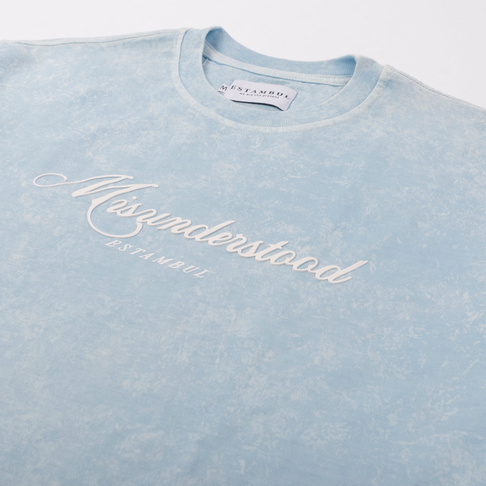 Camiseta R. Adulto Degrade Misundertood