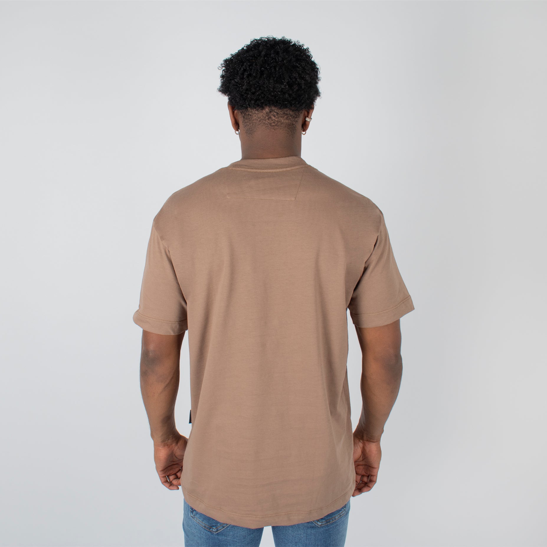 Camiseta hombre basica cafe