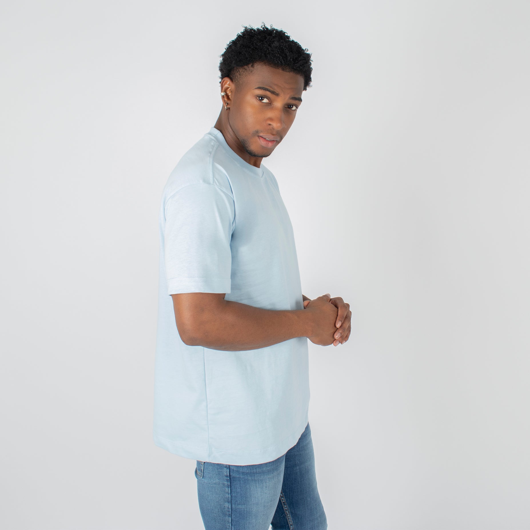 Camiseta hombre basica azul cielo