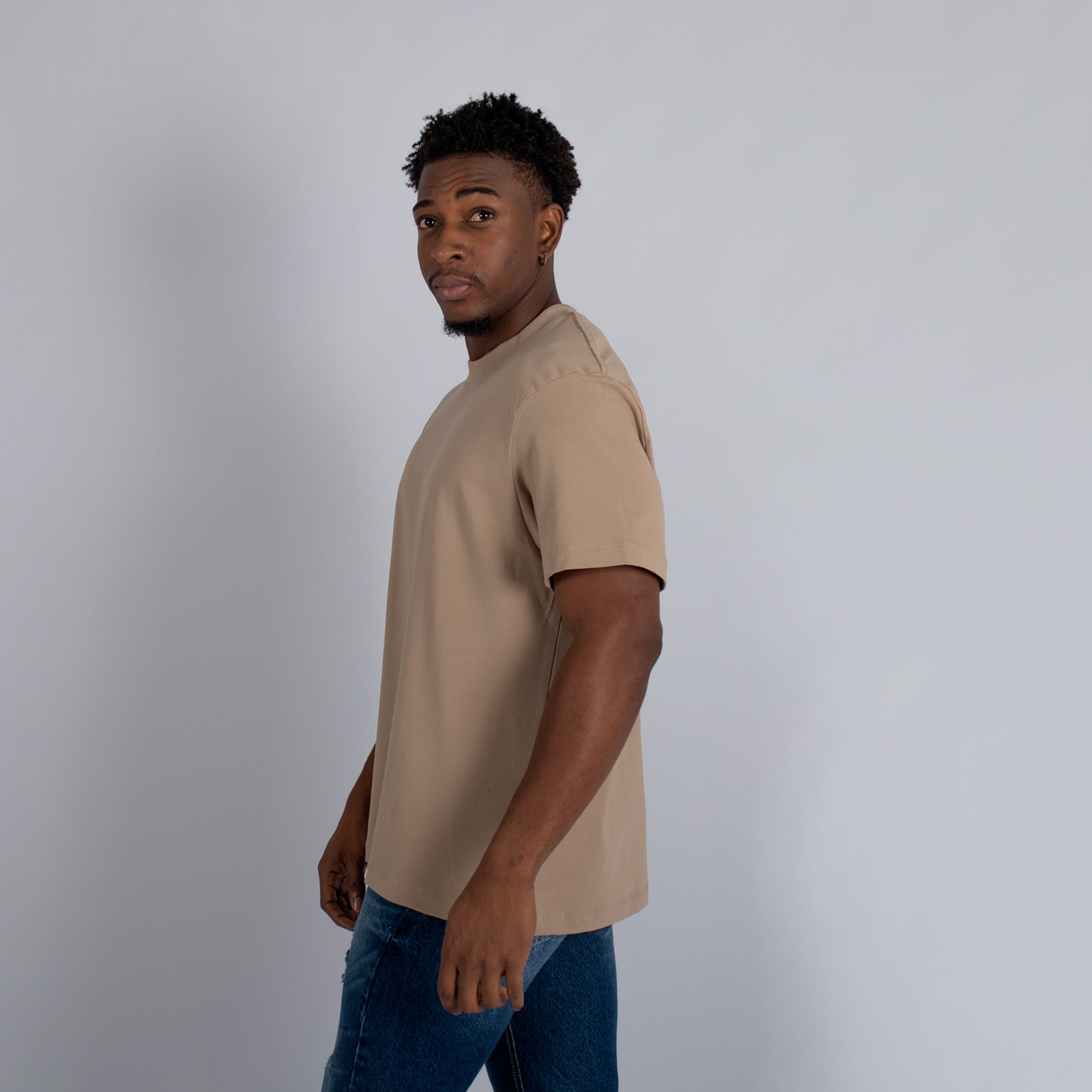 Camiseta hombre basica camel