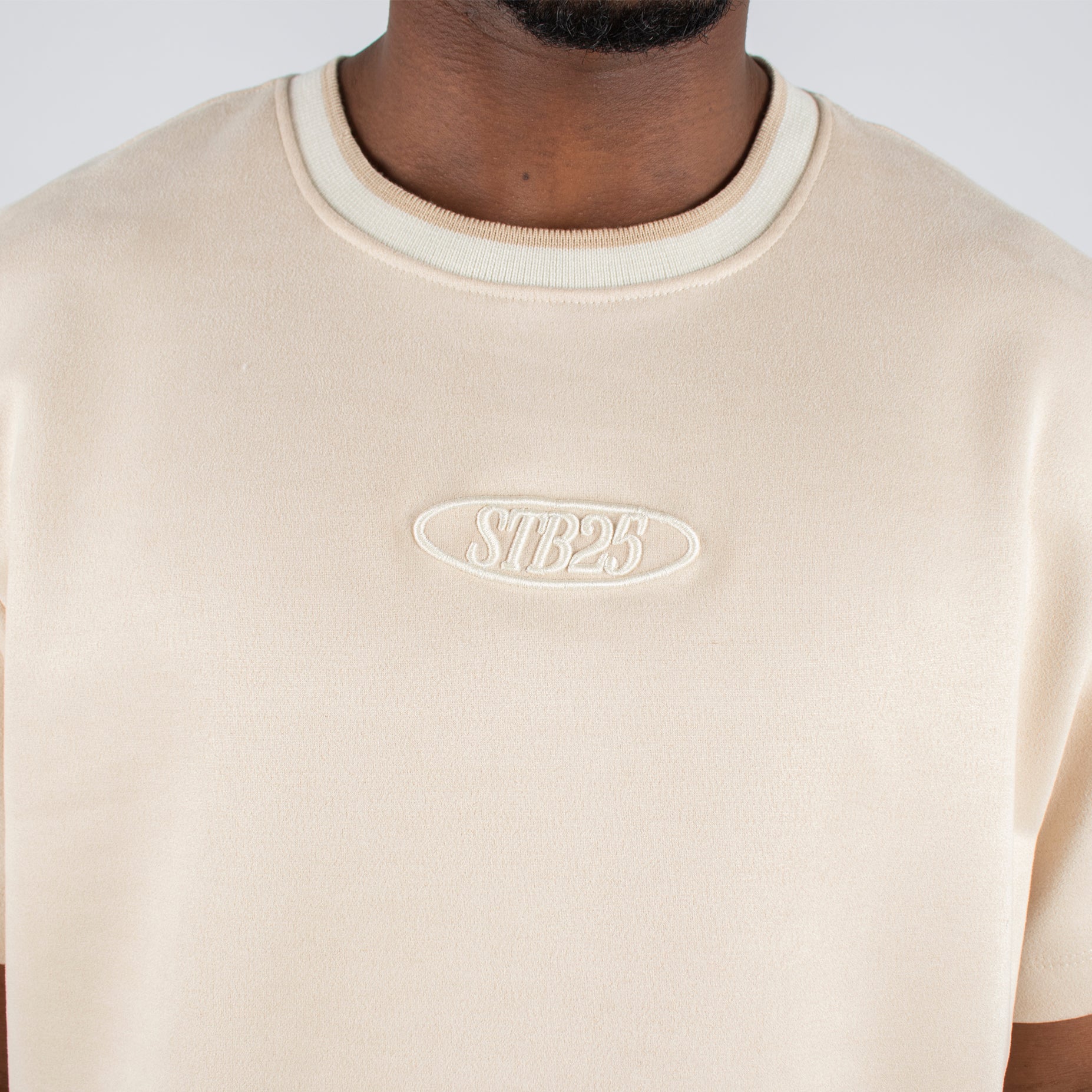 Camiseta hombre R. Bordada Lengend