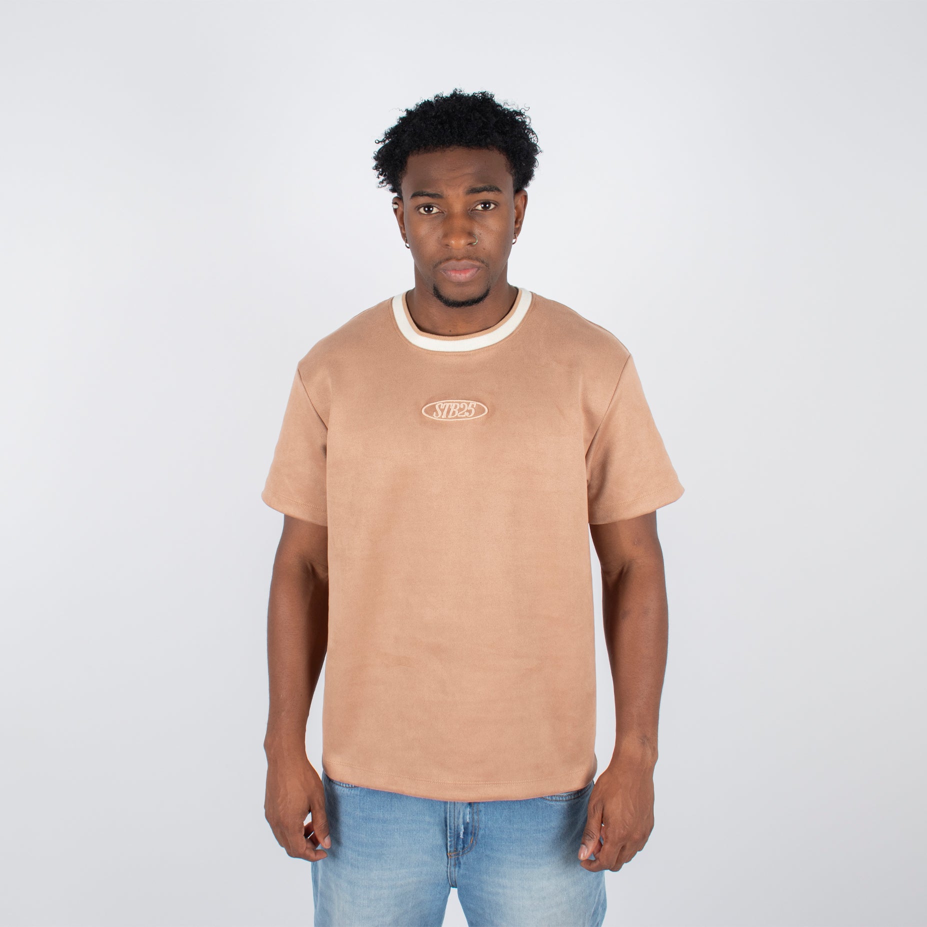 Camiseta hombre R. Bordada legend