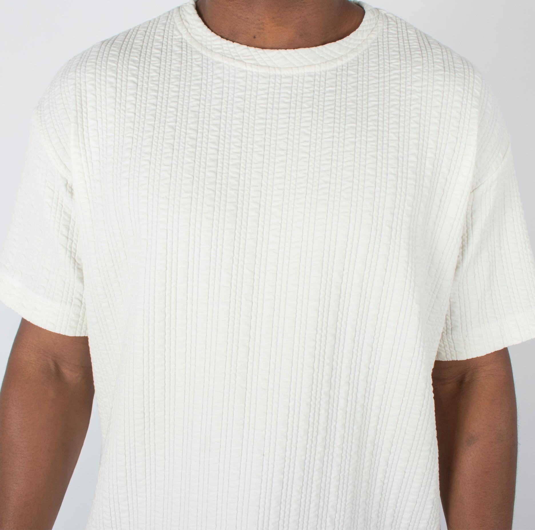 Camisa hombre textura lineas crudo