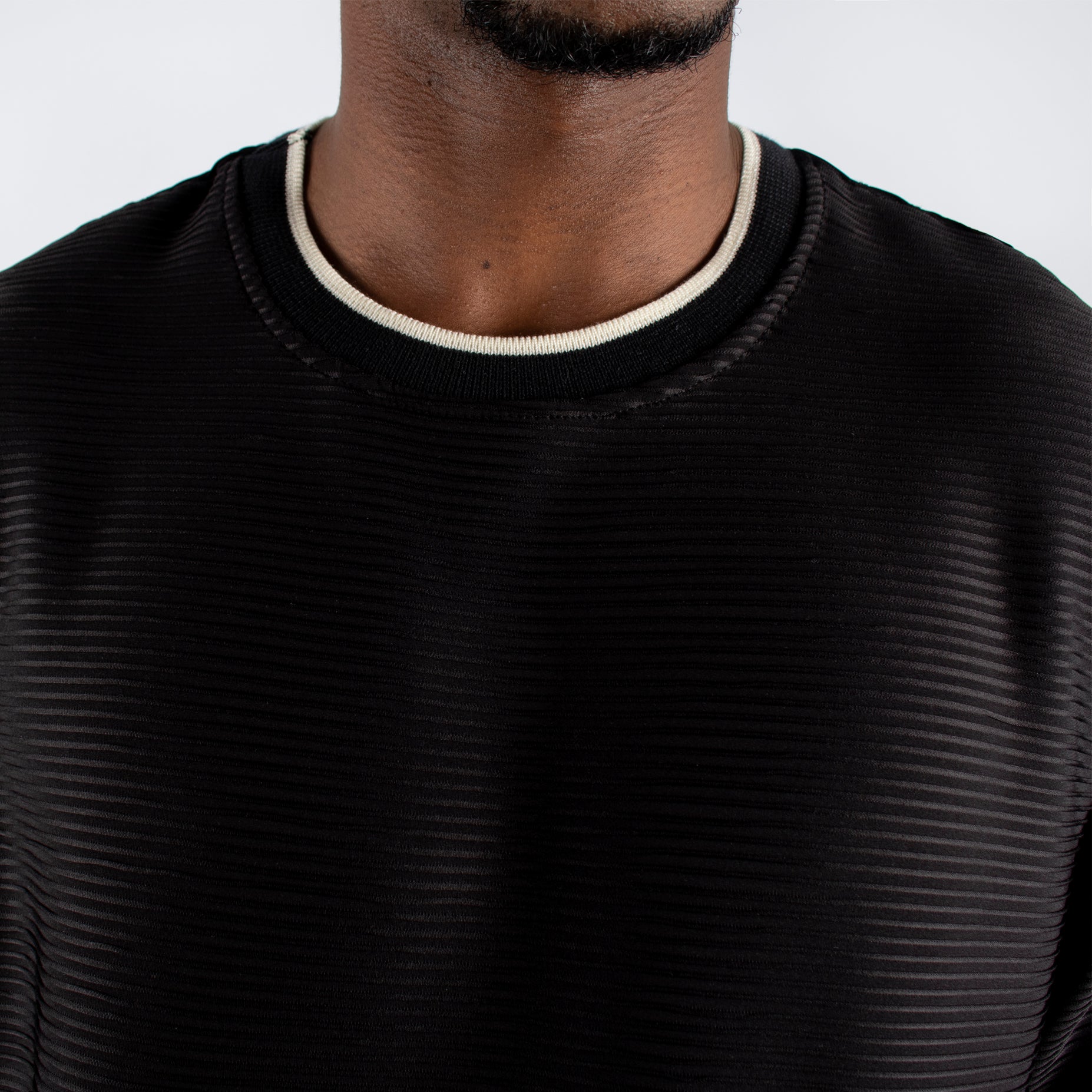 Camiseta hombre basica  textura negro