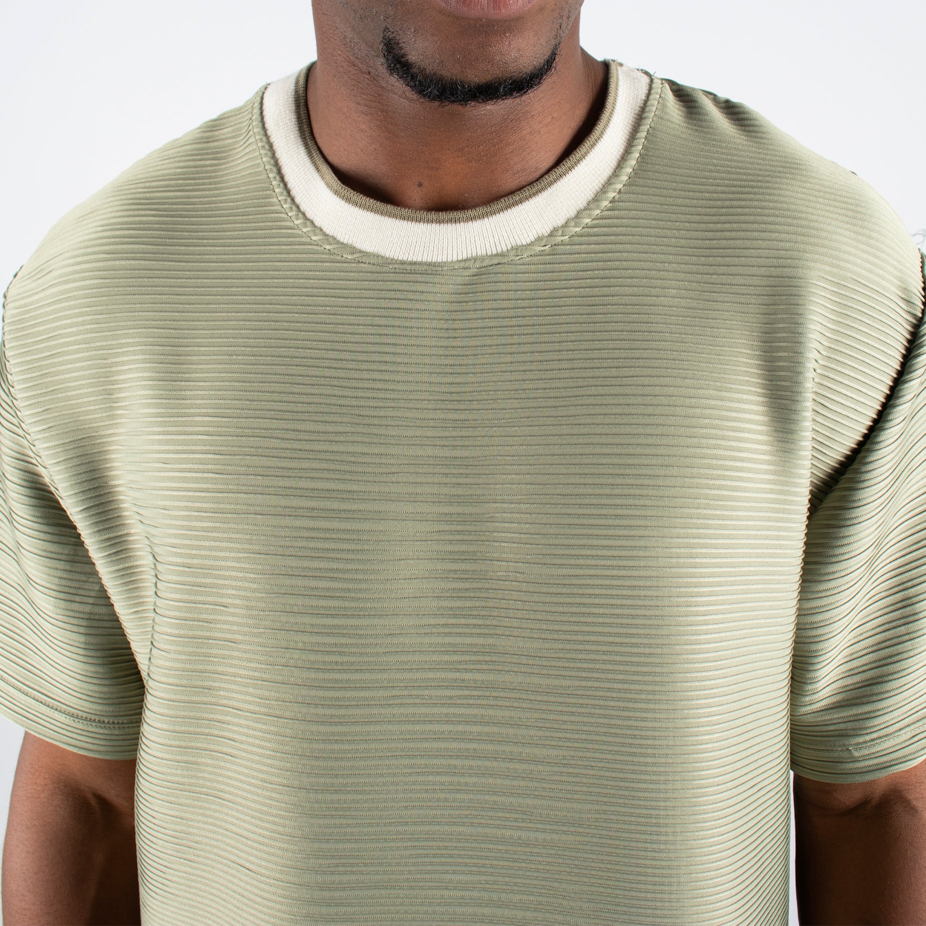 Camiseta hombre basica  textura verde