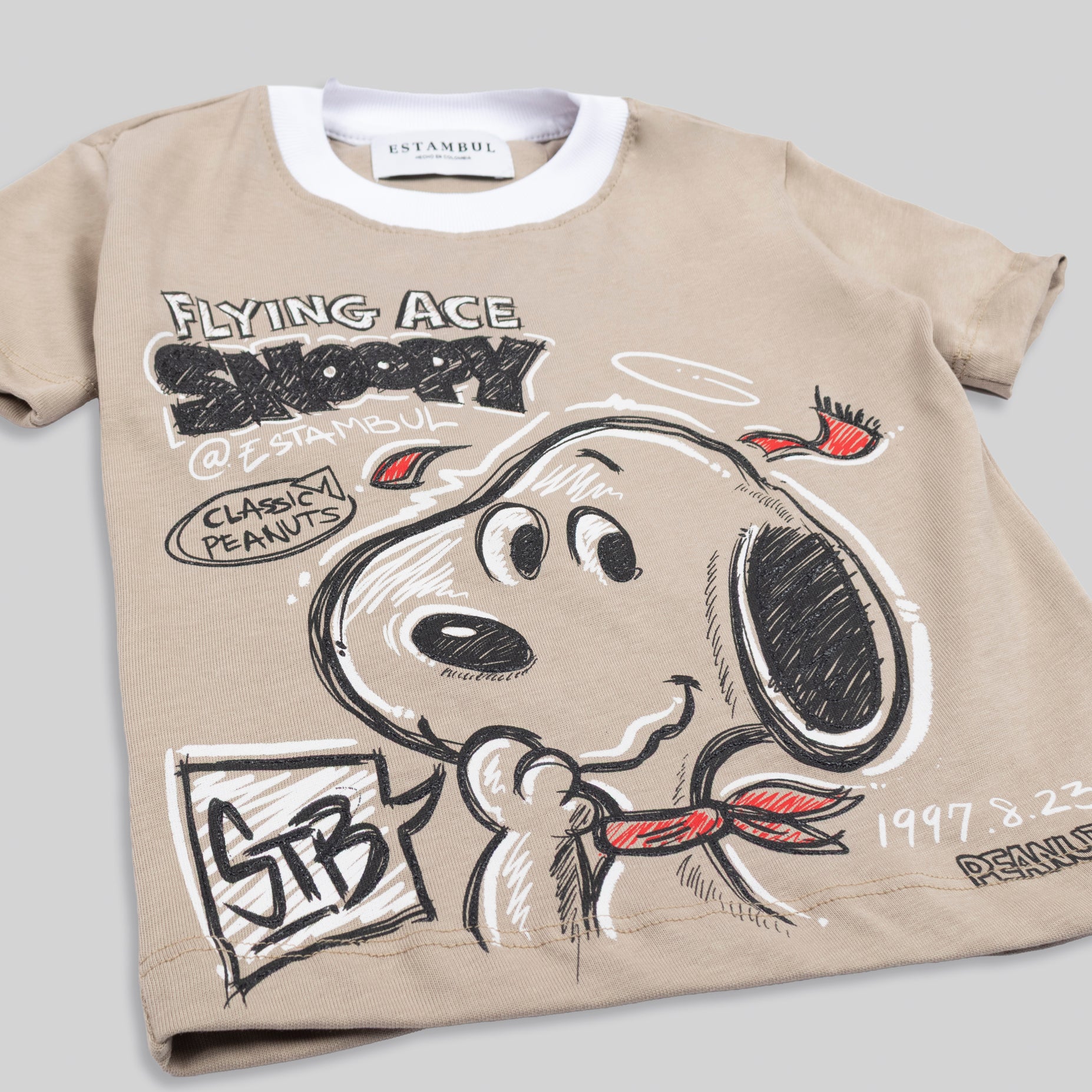 Oversize baby Snoopy