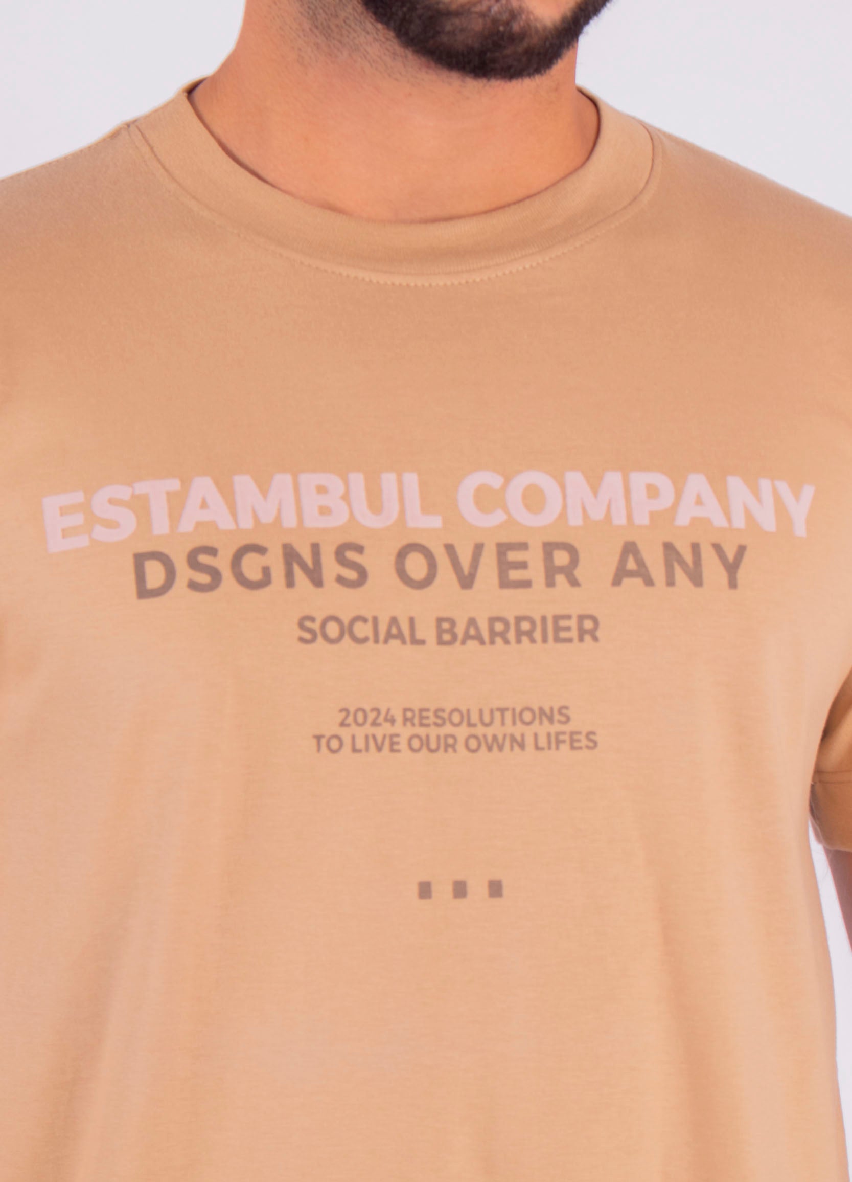 Camiseta adulto estampada over any