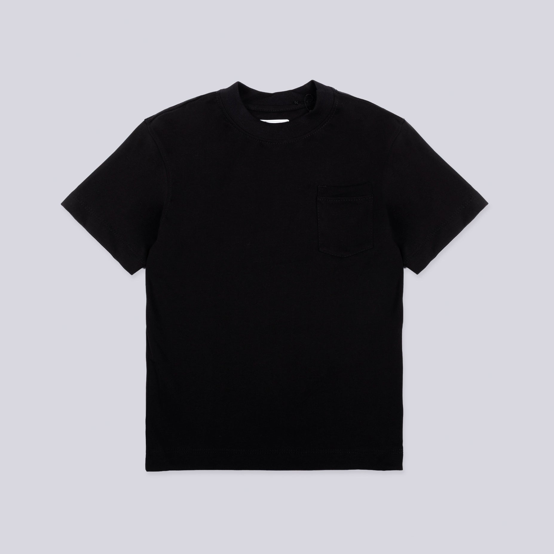 Camiseta básica niño bolsillo negra