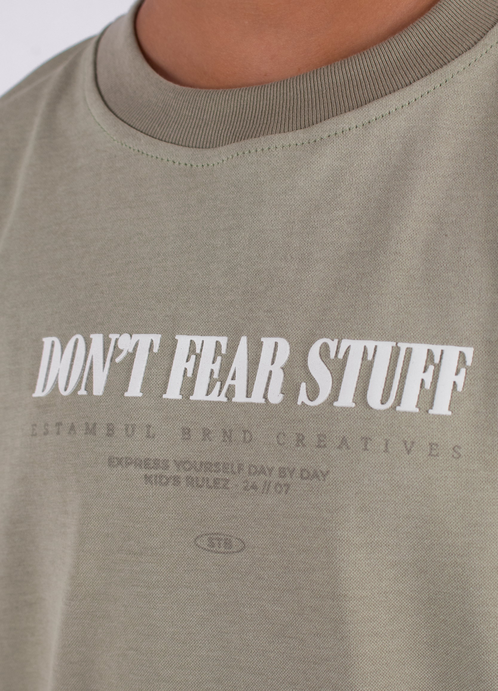 Oversize niño  Fear Stuff