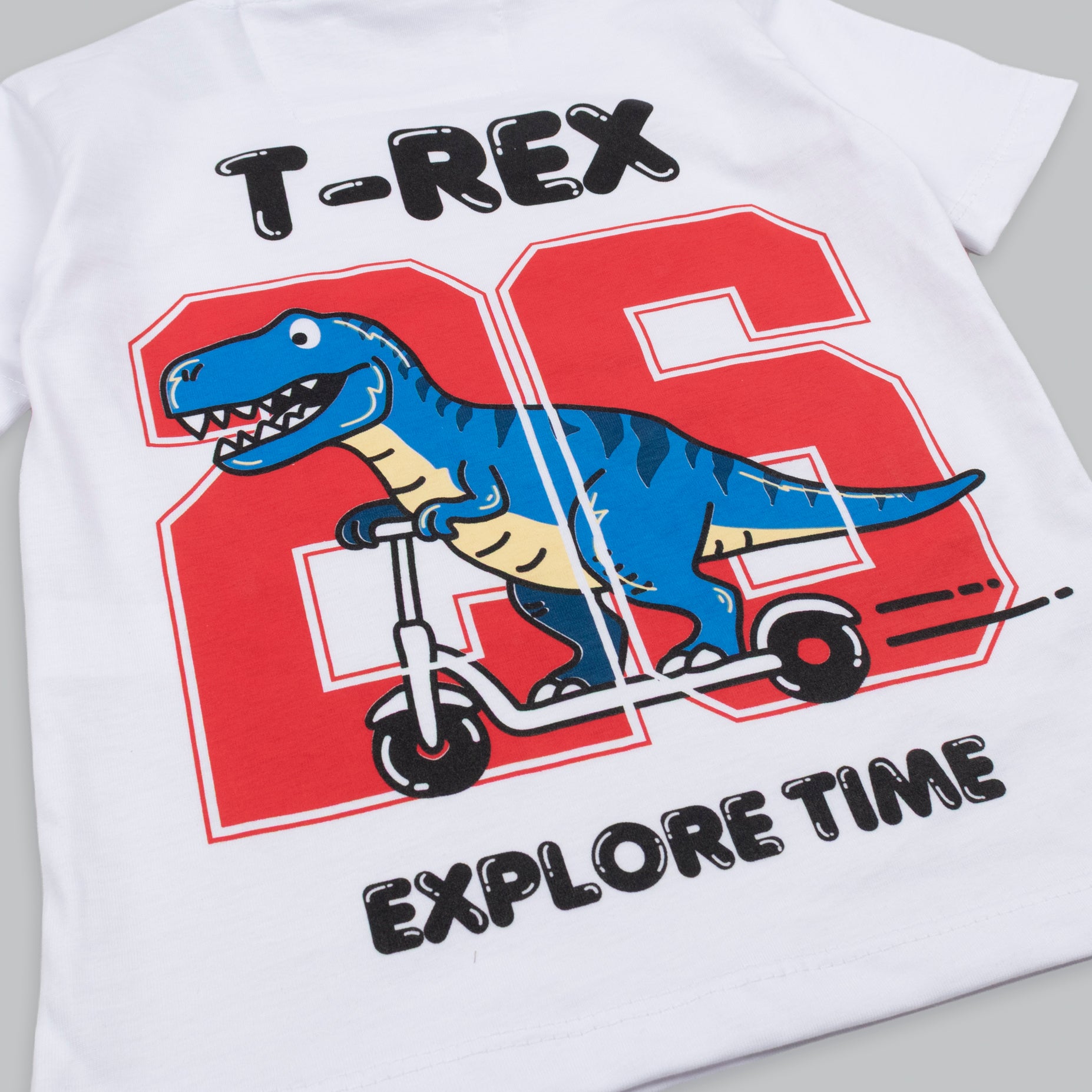 Oversize baby T-Rex