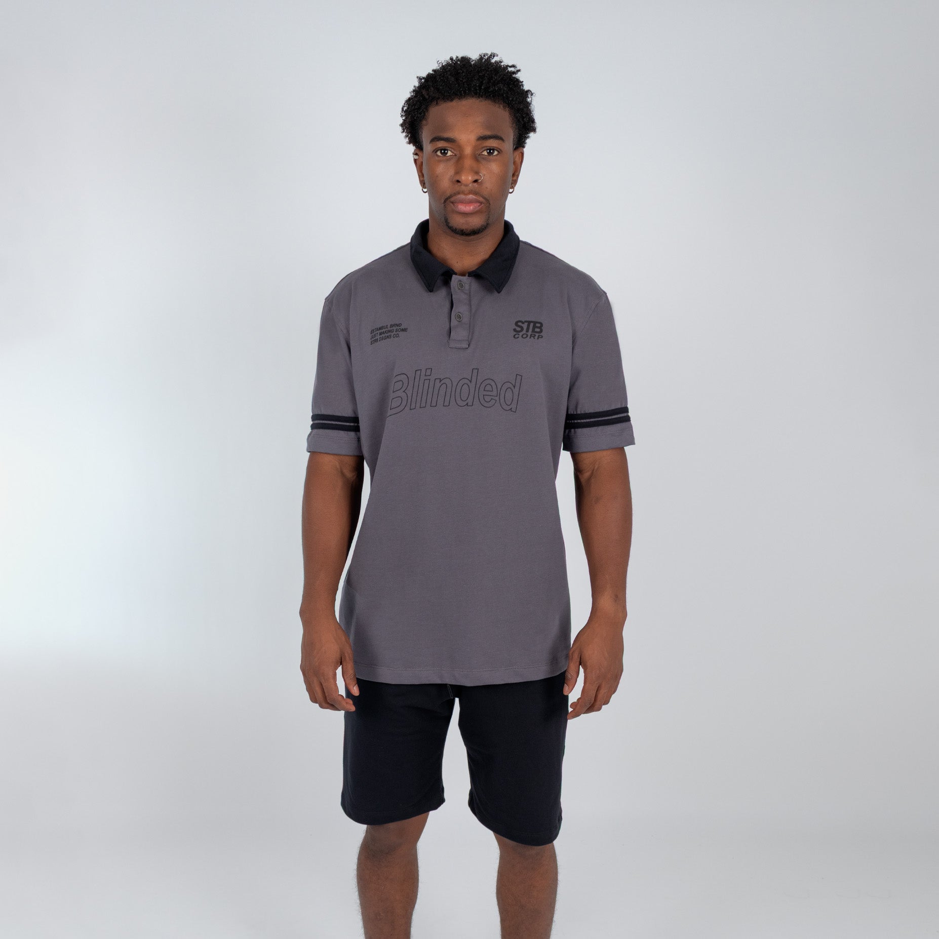 Conjunto hombre polo gris