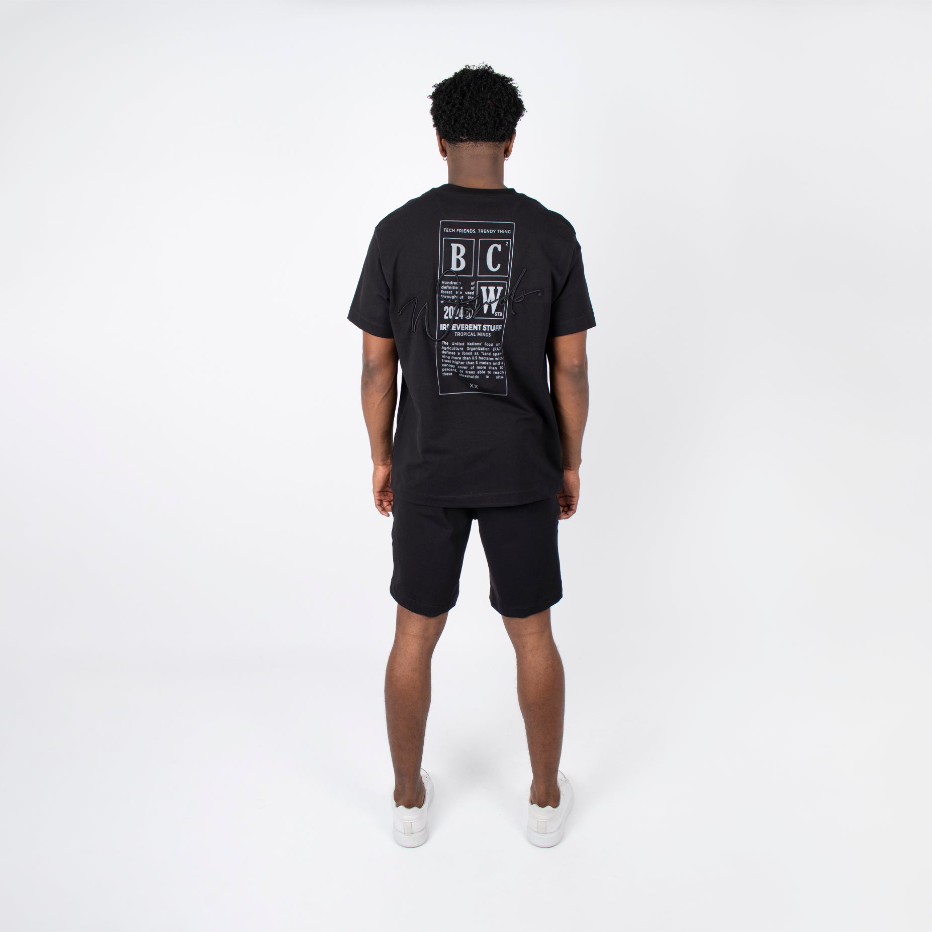 Conjunto hombre bordado BCW