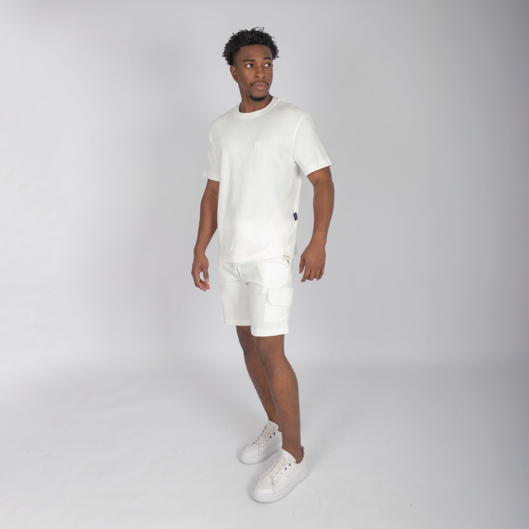 Conjunto hombre textura beige