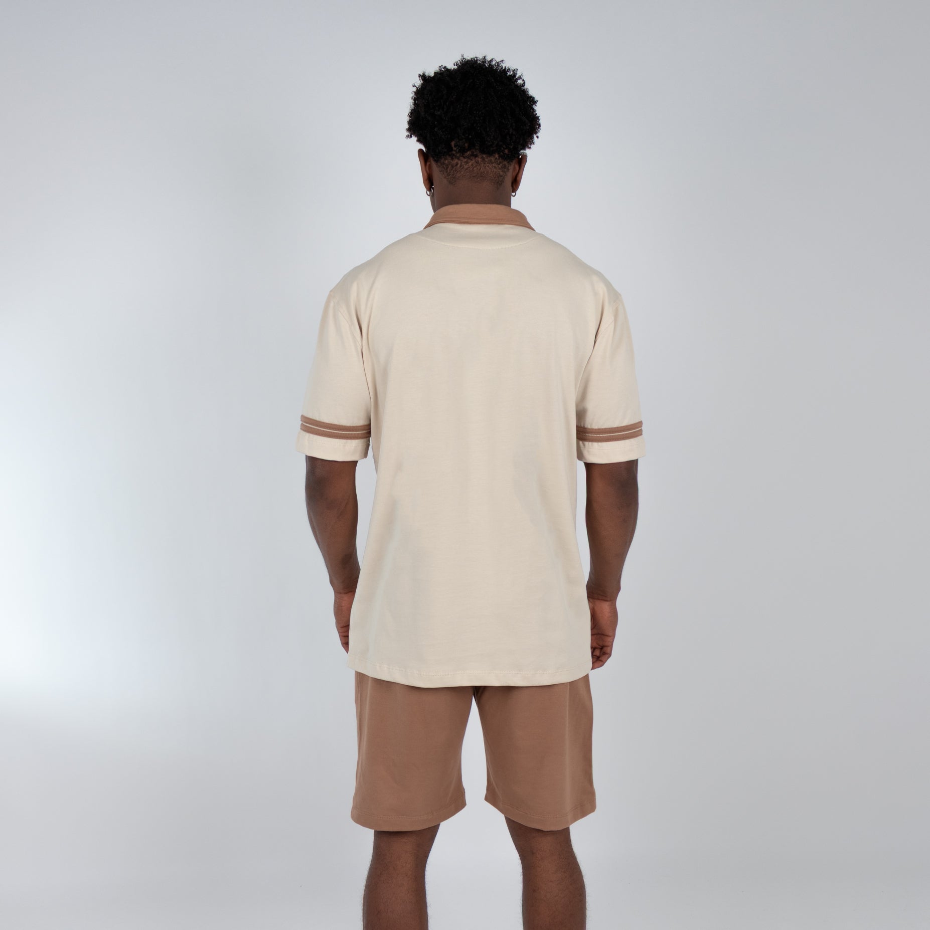 Conjunto hombre polo marfil