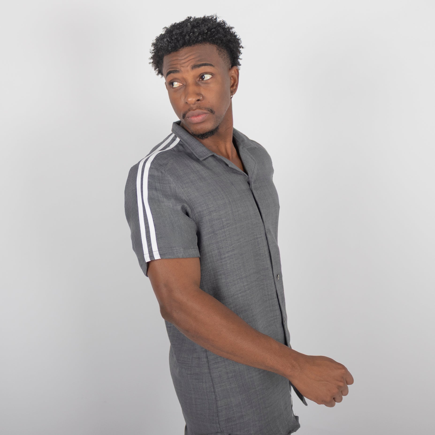 Conjunto hombre lineas