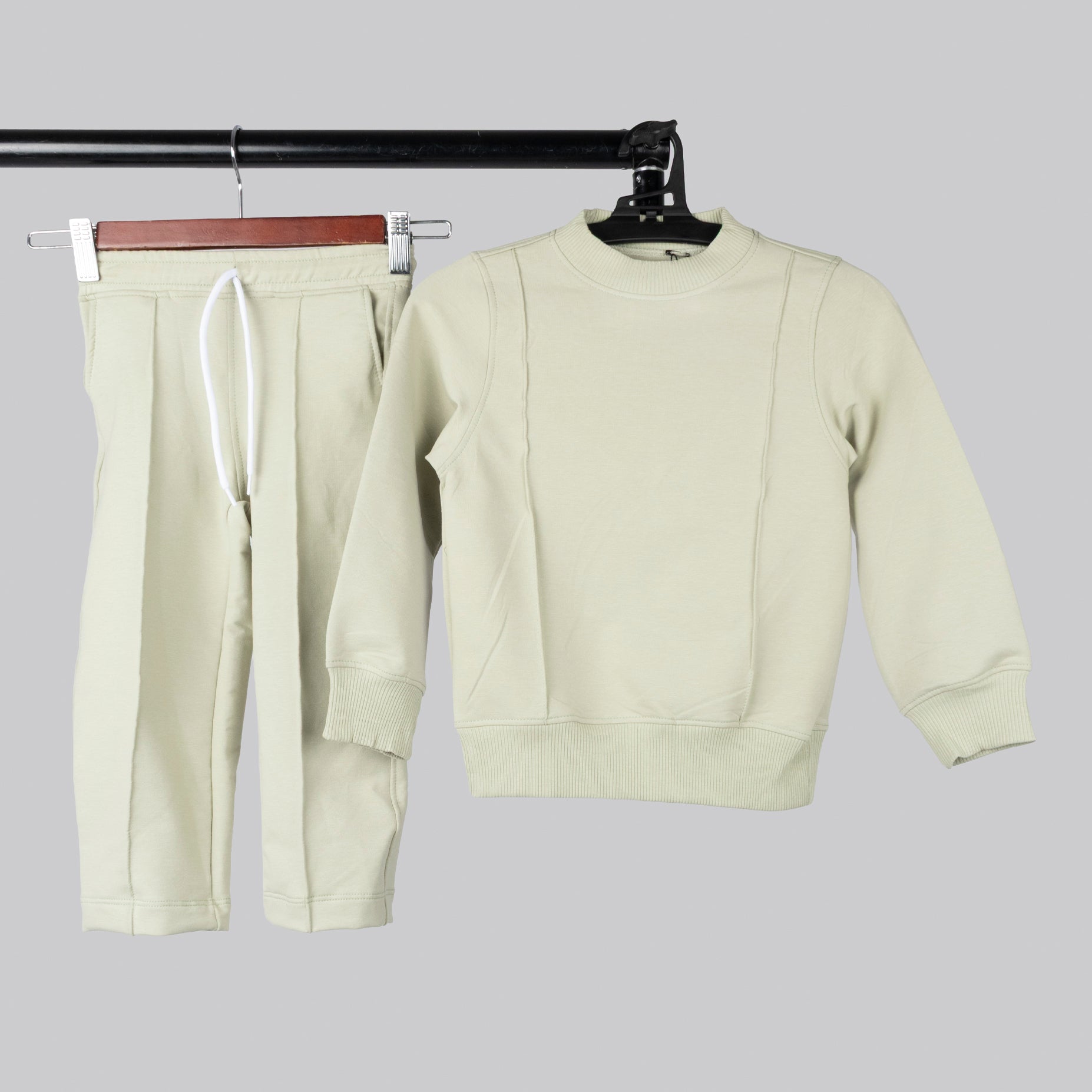 Conjunto baby sudadera verde