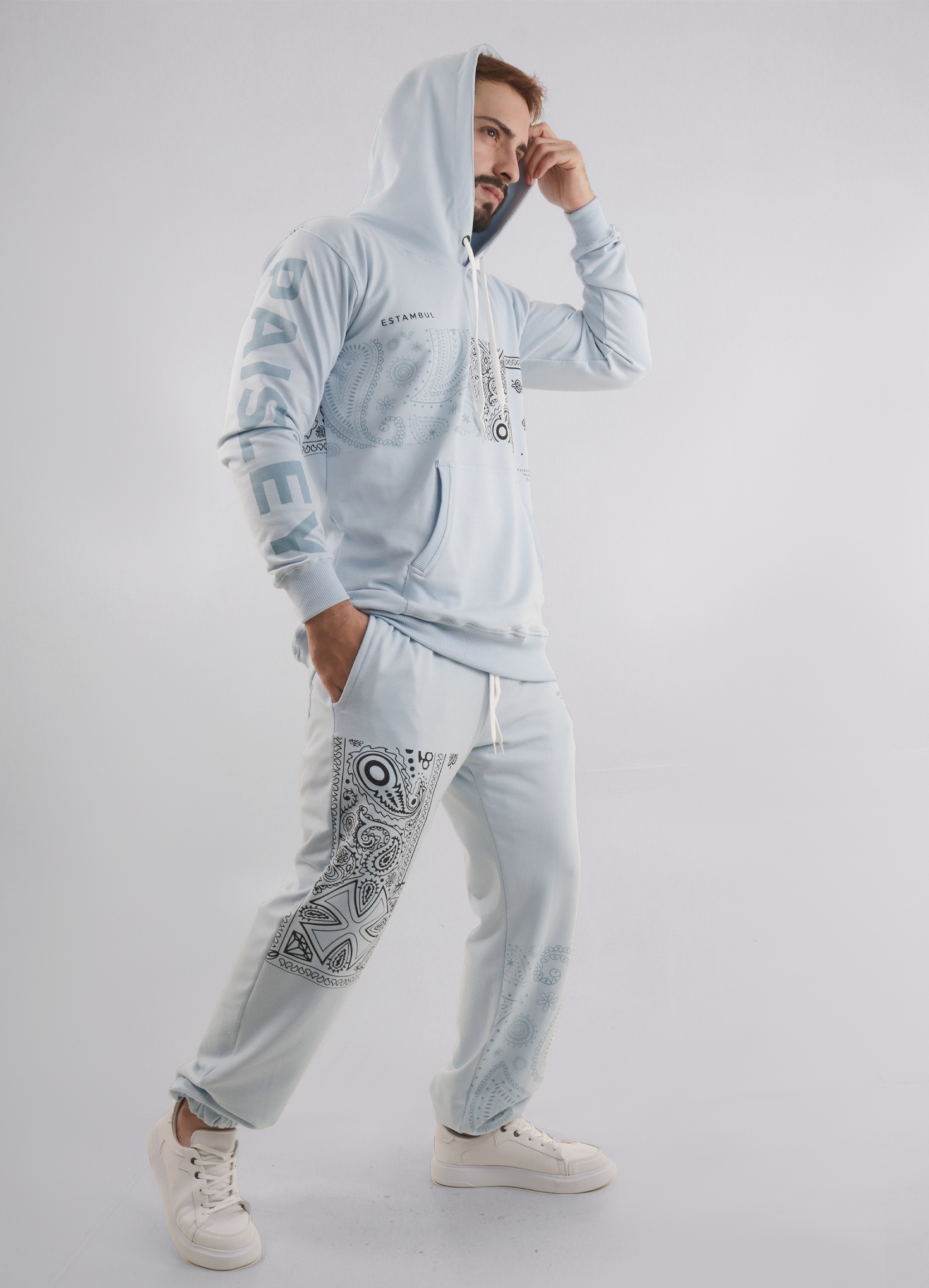 Conjunto hombre tribal